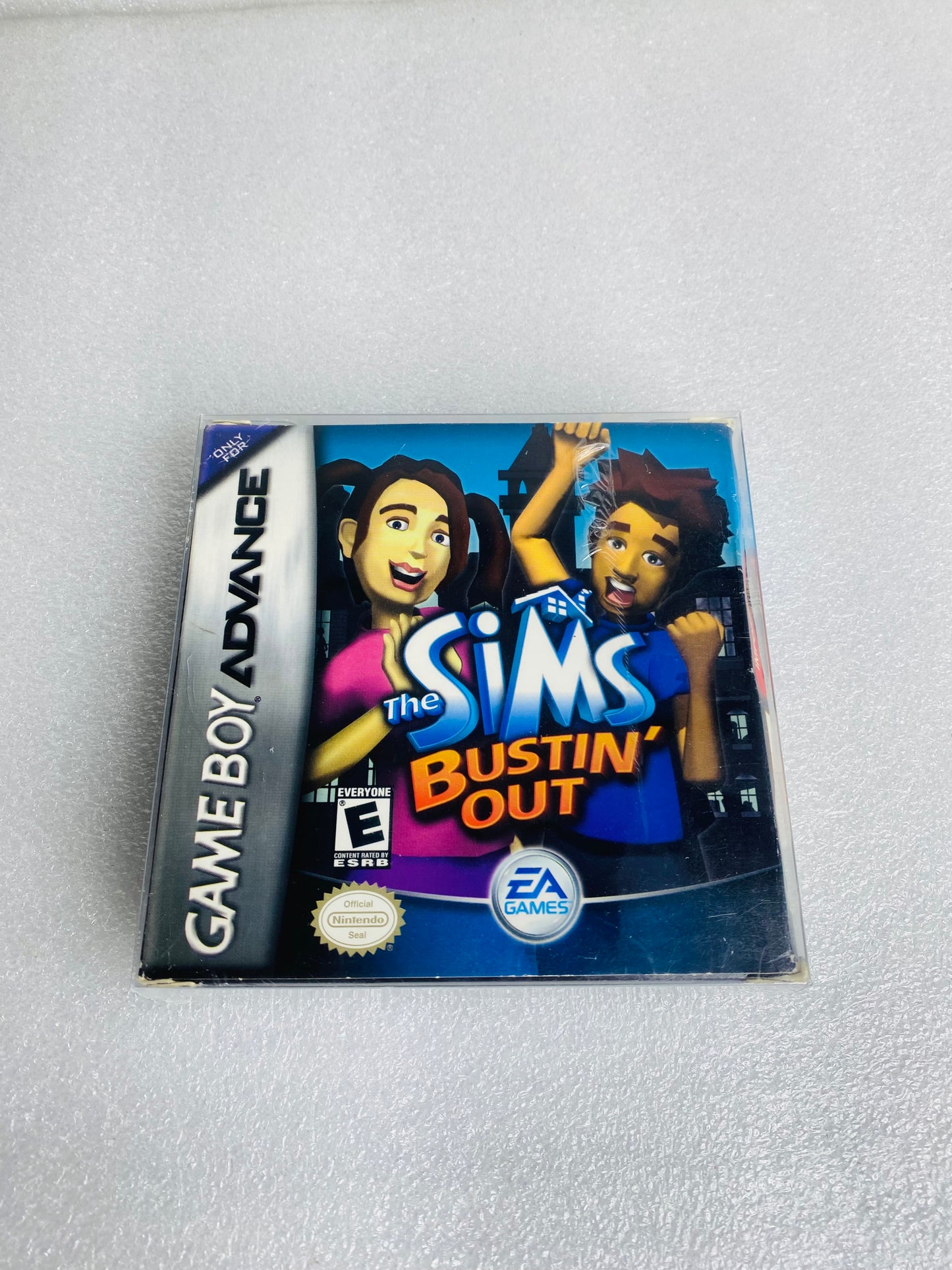 the Sims Bustin' Out (Nintendo Game Boy Advance, 2003) W/Plastic Cover - (READ)