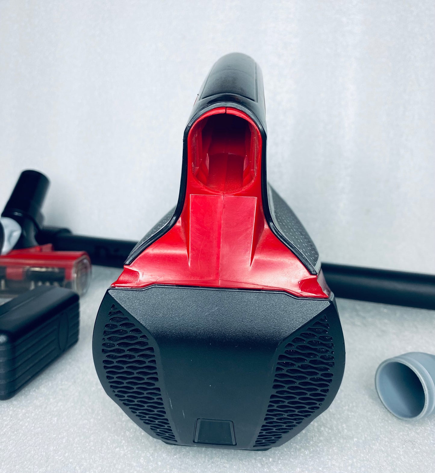 dirt Devil Reach Cordless 24V Lithium Max Multi Vacuum, Red/Black, BD22522- READ
