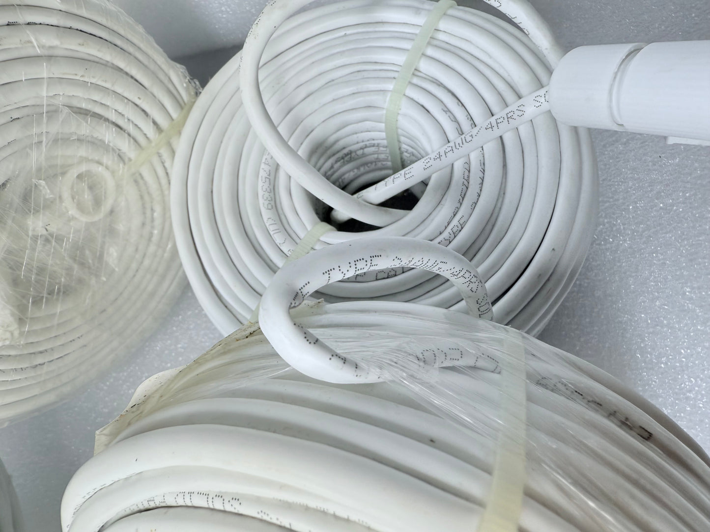 lot Of 5 - 100 Ft Cat5E POE IP Ethernet Cables For Security Cameras - (READ)