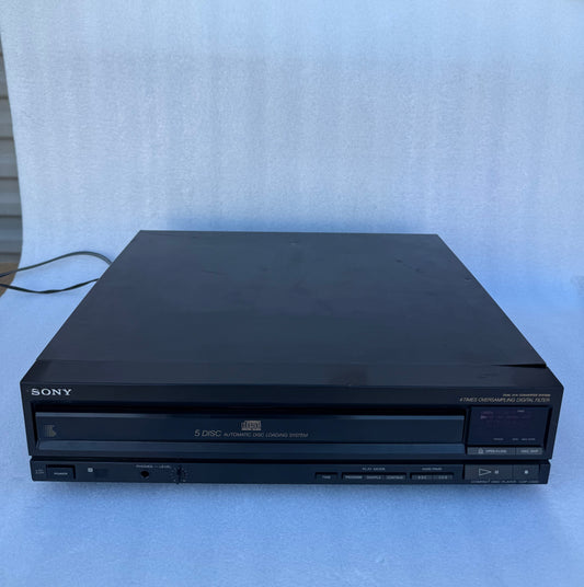 sony 5 Disc Compact Disc Player CDP-500, Black, 17" x 15" x 4" - (READ)