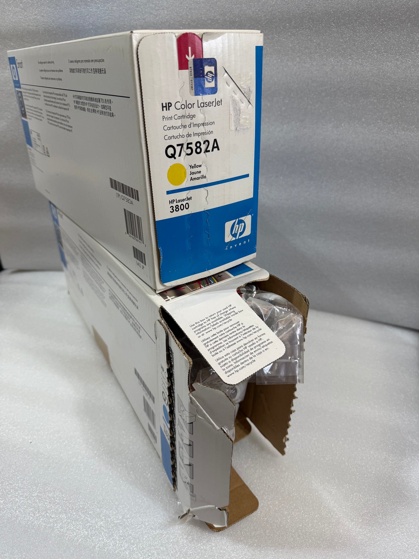 lot Of 2 - New Other - HP Color LaserJet Cartridges Yellow & Blue Q7582A- (READ)