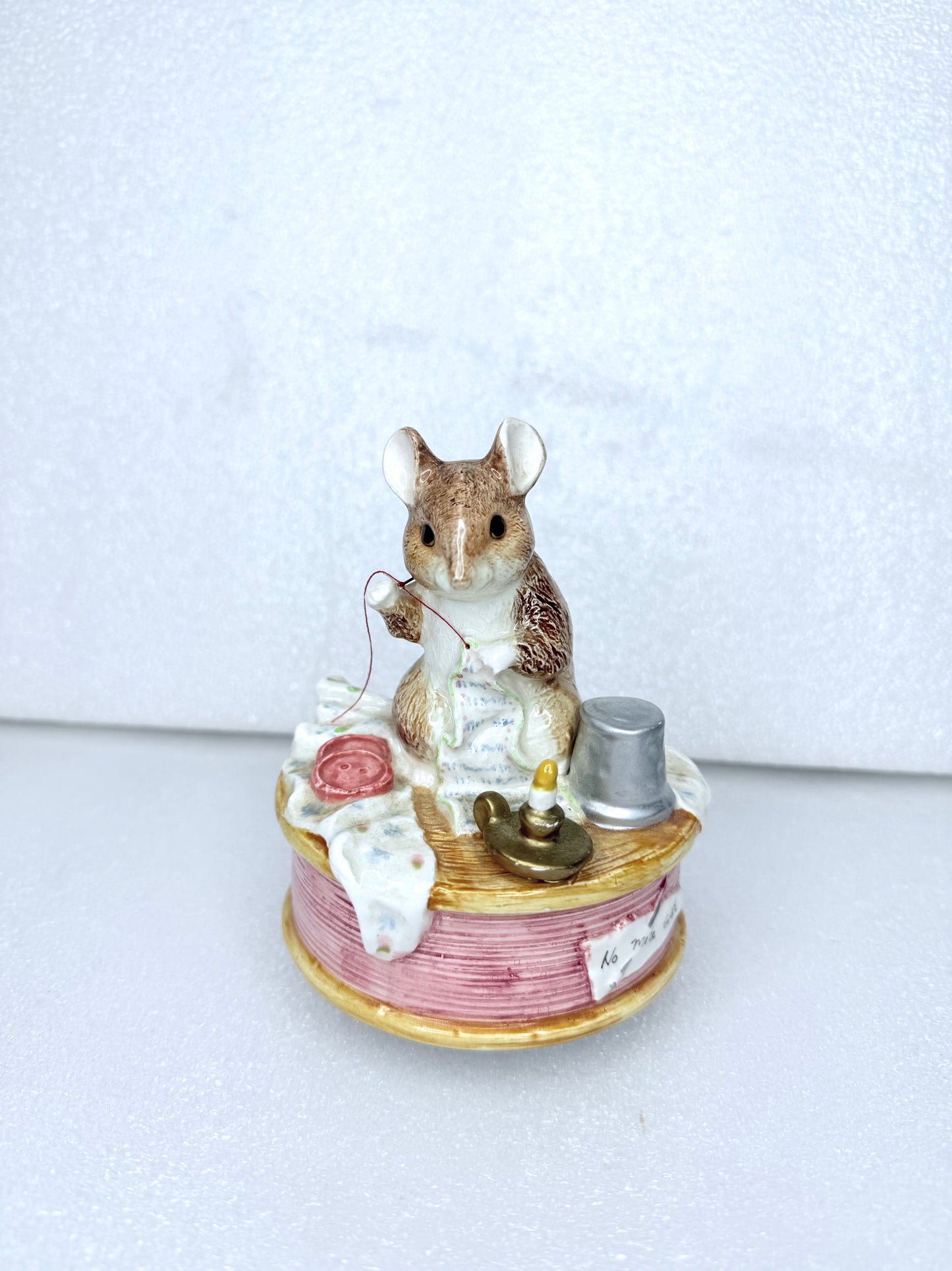 Beatrix Potter 1996 Unesco Revolving Music Box Brahms Lullaby, 5" x 3.75"-(READ)