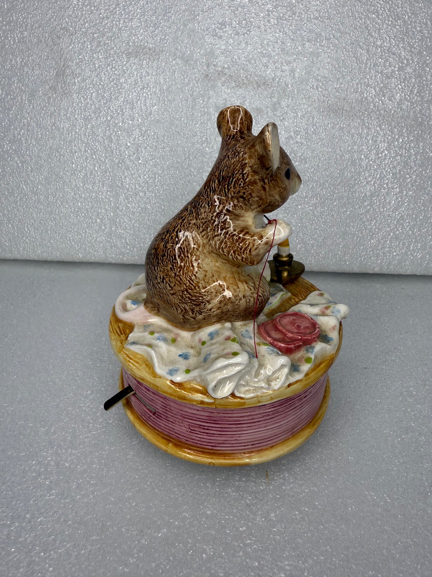 Beatrix Potter 1996 Unesco Revolving Music Box Brahms Lullaby, 5" x 3.75"-(READ)