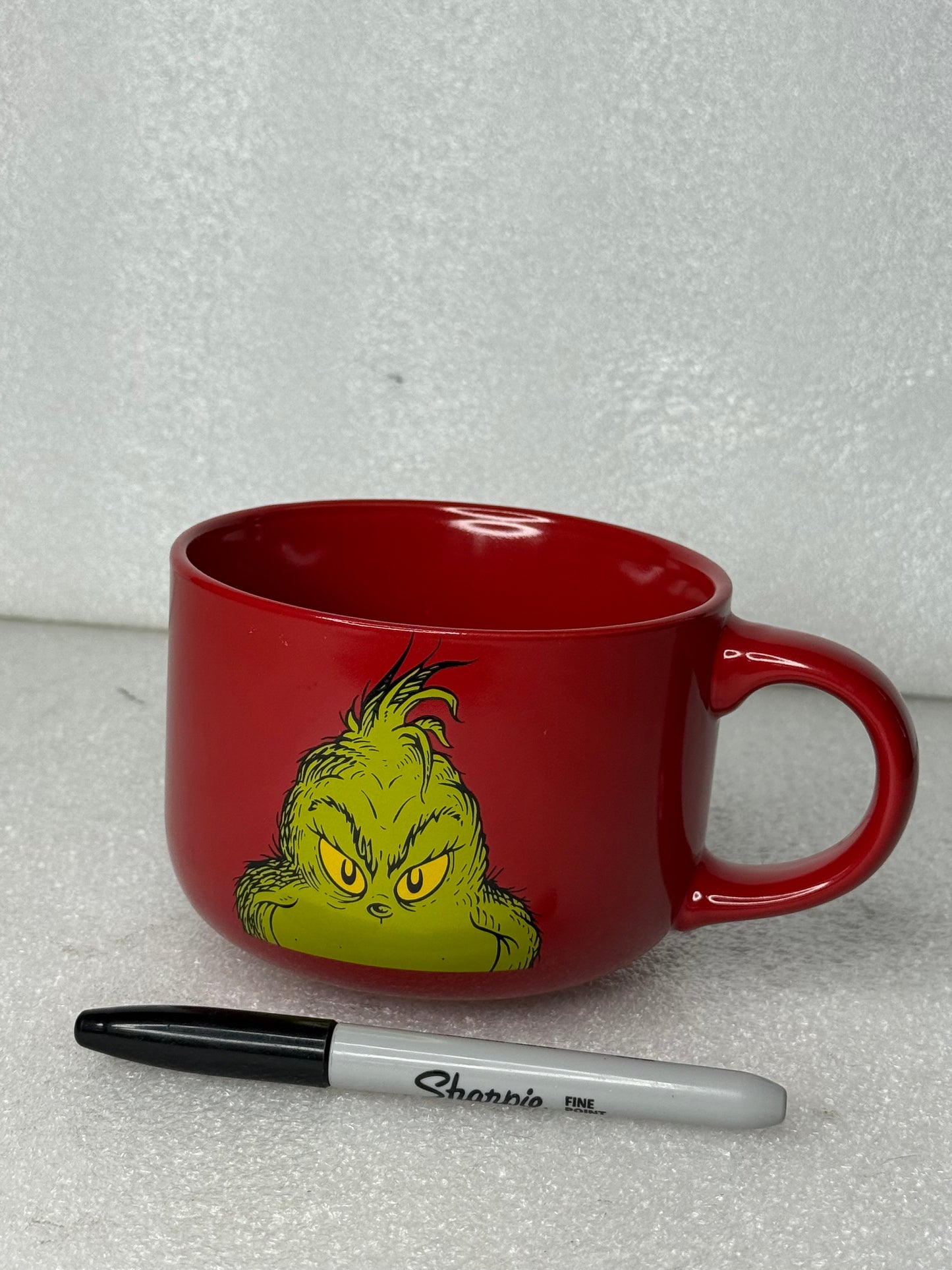 #138 - How The Grinch Stole Christmas Soup, Cake Mug, 6.5" x 5" x 3.75", Velvet Red - (READ) $$