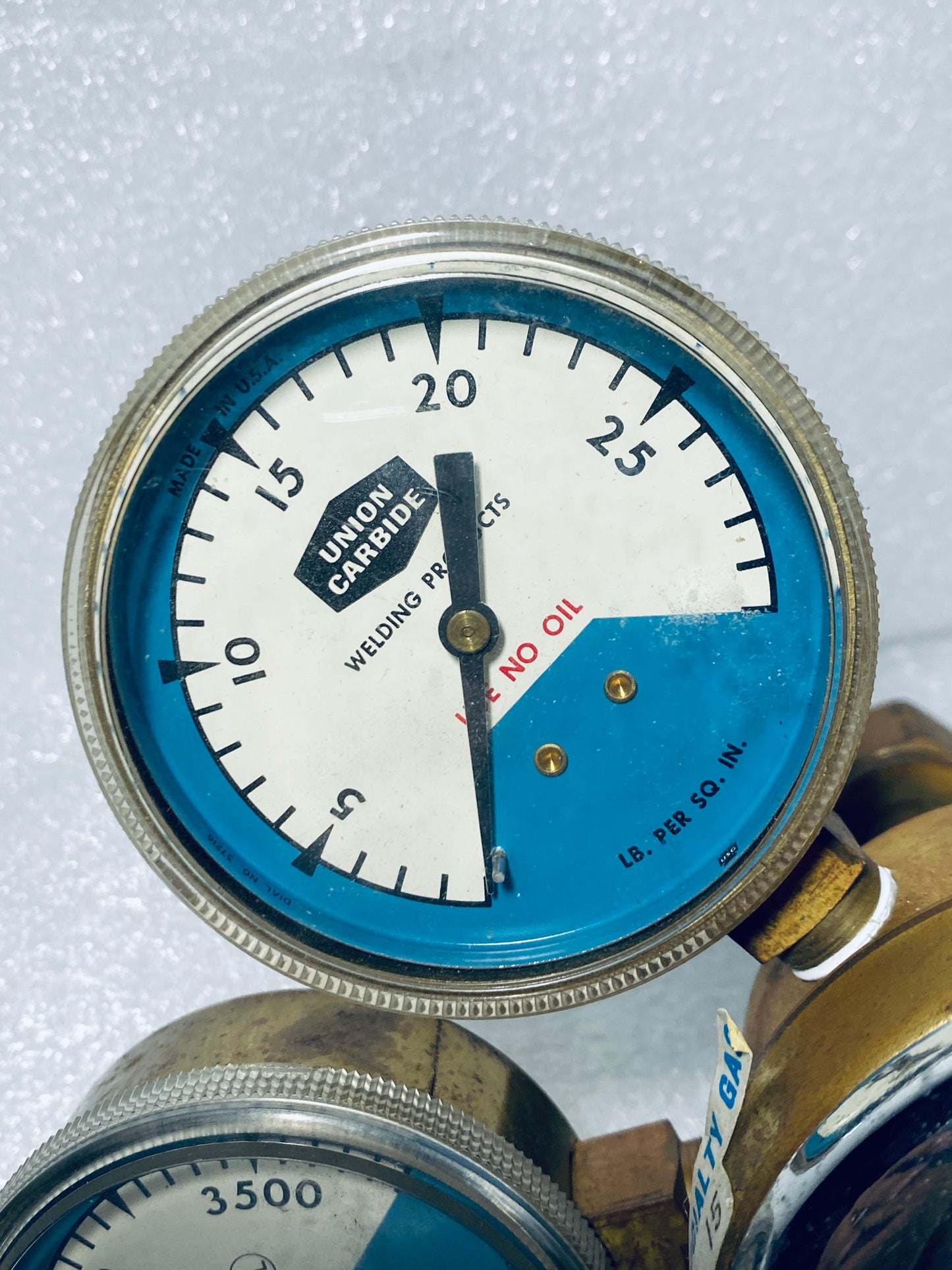 union Carbide Linde Specialty Gas Regulator, SSA 15