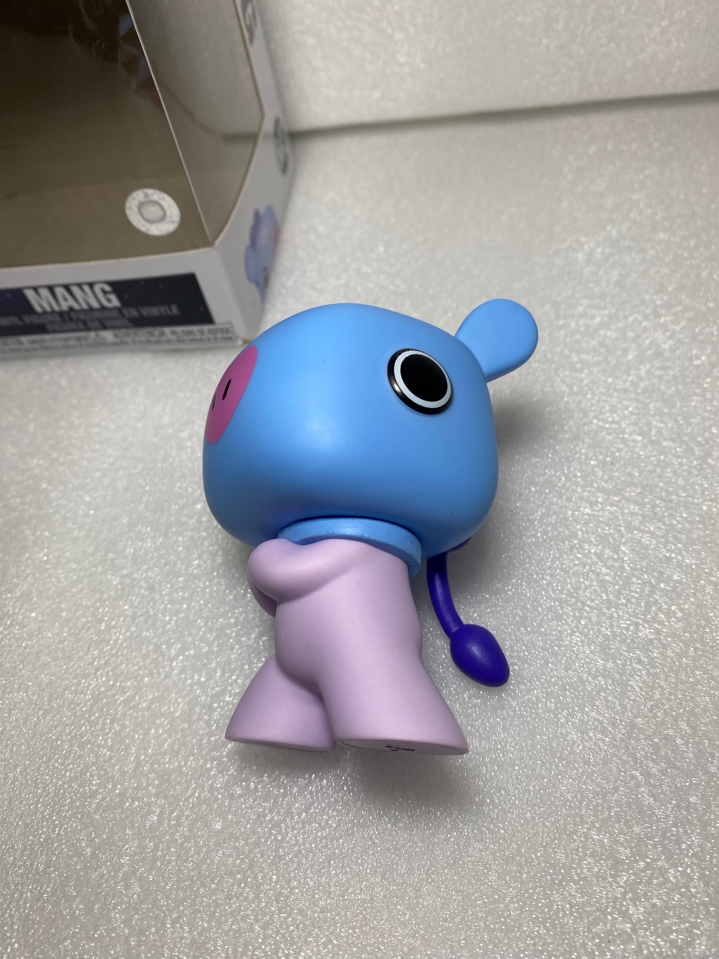 funko Pop #685 BT21 Mang Vinyl Figure, 6.25" x 4.5" x 3.5" - (READ)