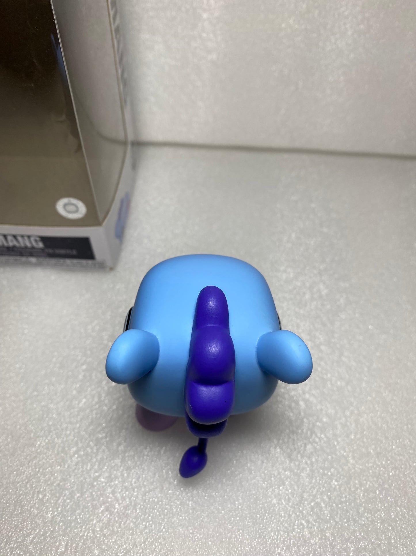 funko Pop #685 BT21 Mang Vinyl Figure, 6.25" x 4.5" x 3.5" - (READ)