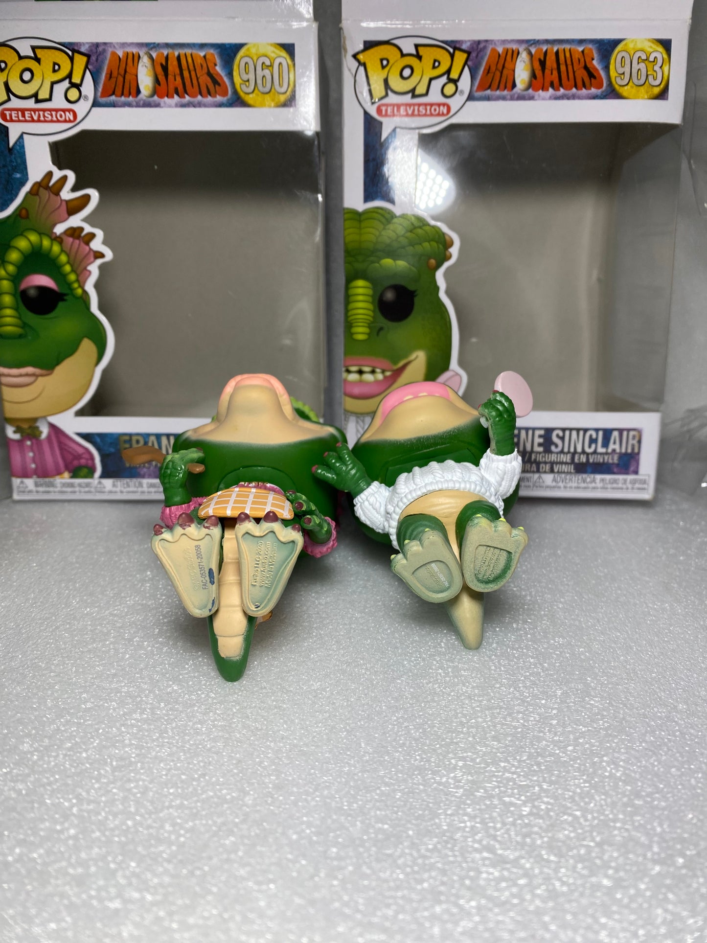 funko Pop Dinosaurs Figures #963 Charlene & #960 Fran 7" x 6.5" x 4.5" - (READ)