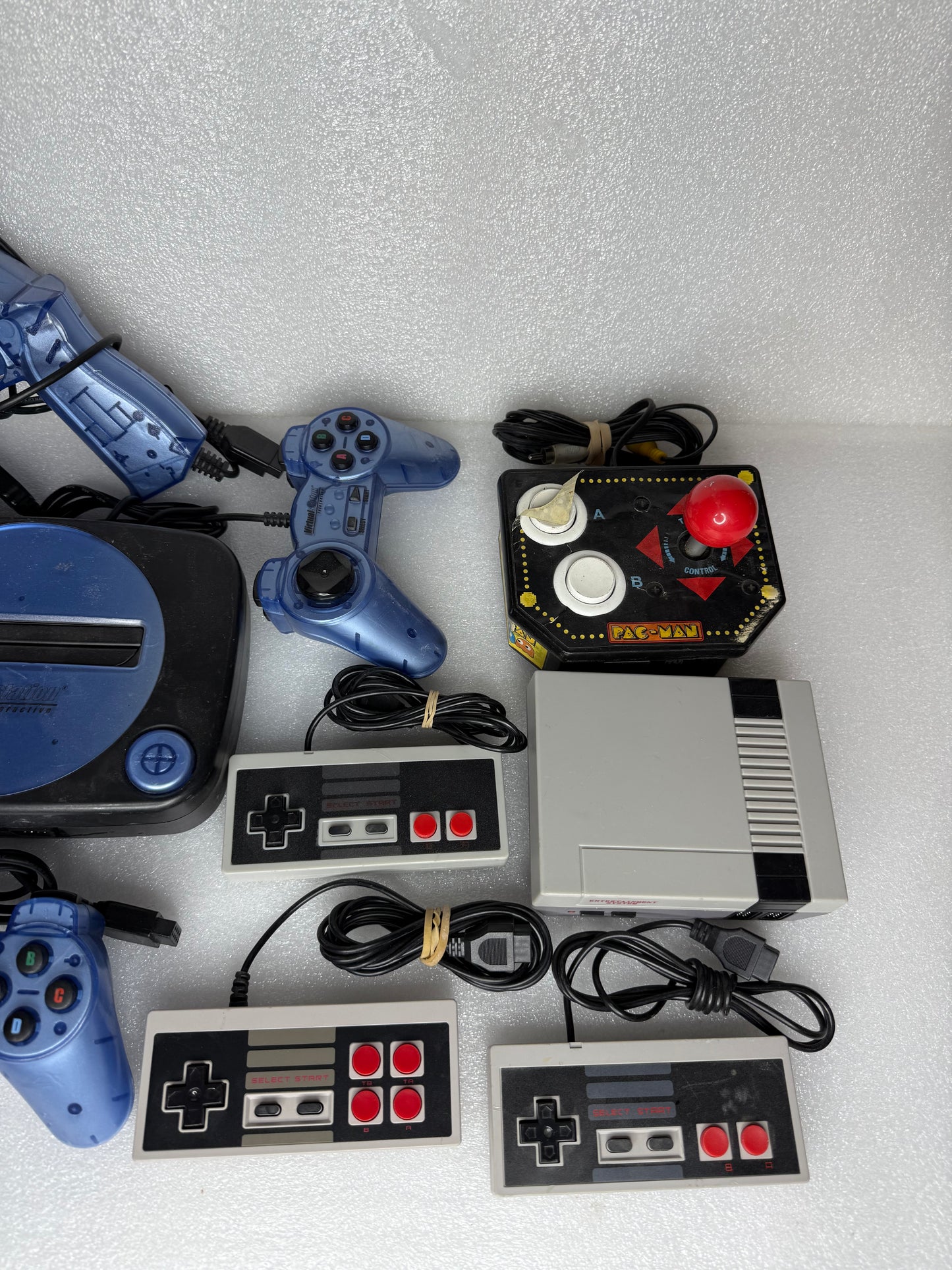 #147 - lot Of Plug N Play Electronics - (IN CONDITION AS SHOWN) $$$