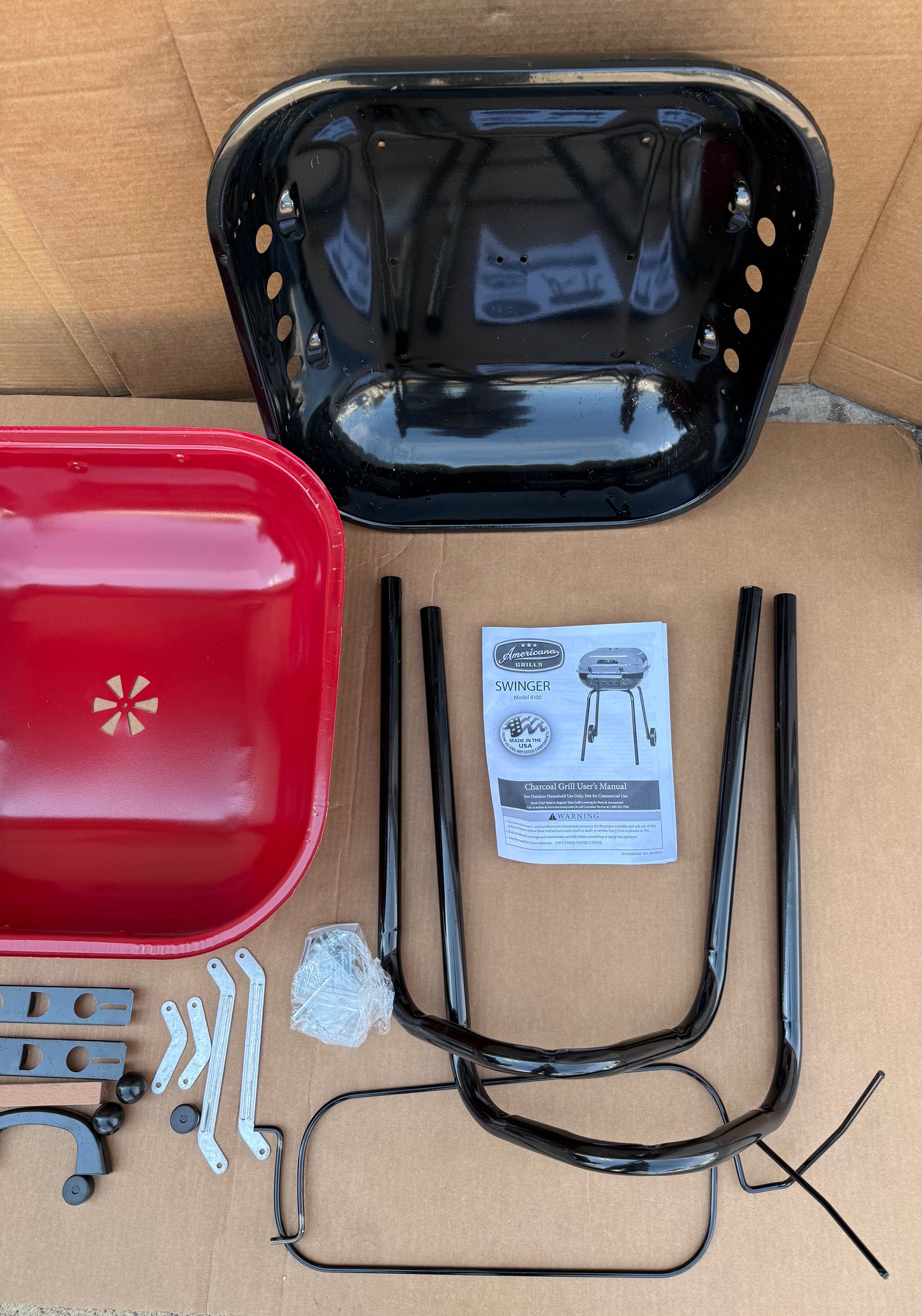 New Other - Americana The Swinger Grill In Red, 4100 - (READ)