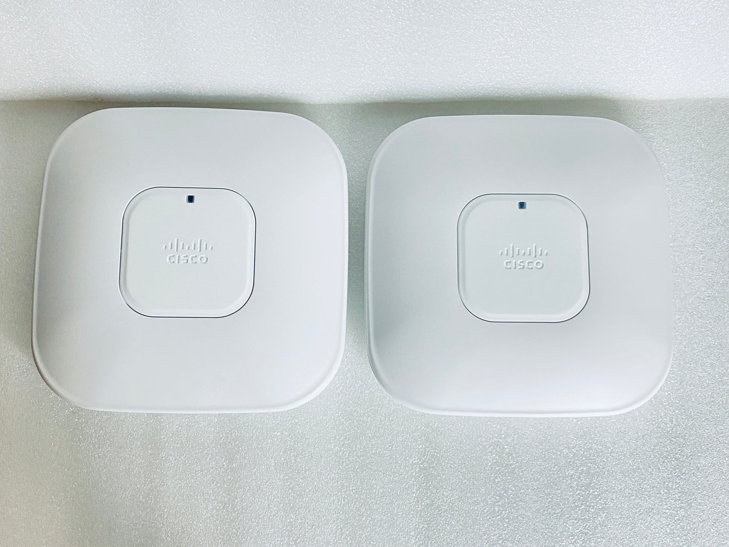 lot Of 2 - Cisco AIR-CAP3502I-A-K9 802.11n Dual Band Access Points & Mounts