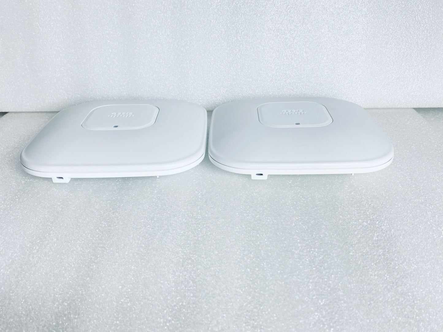 lot Of 2 - Cisco AIR-CAP3502I-A-K9 802.11n Dual Band Access Points & Mounts