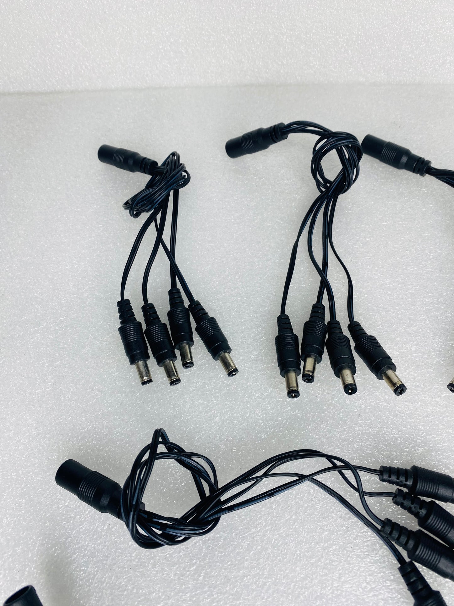 lot Of 7 - 12V In DC Power Splitters, 1 Female to 4 Male Tips, 12" Long - (READ)