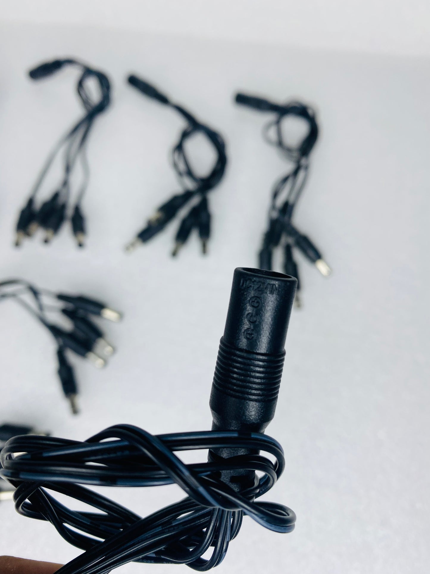 lot Of 7 - 12V In DC Power Splitters, 1 Female to 4 Male Tips, 12" Long - (READ)