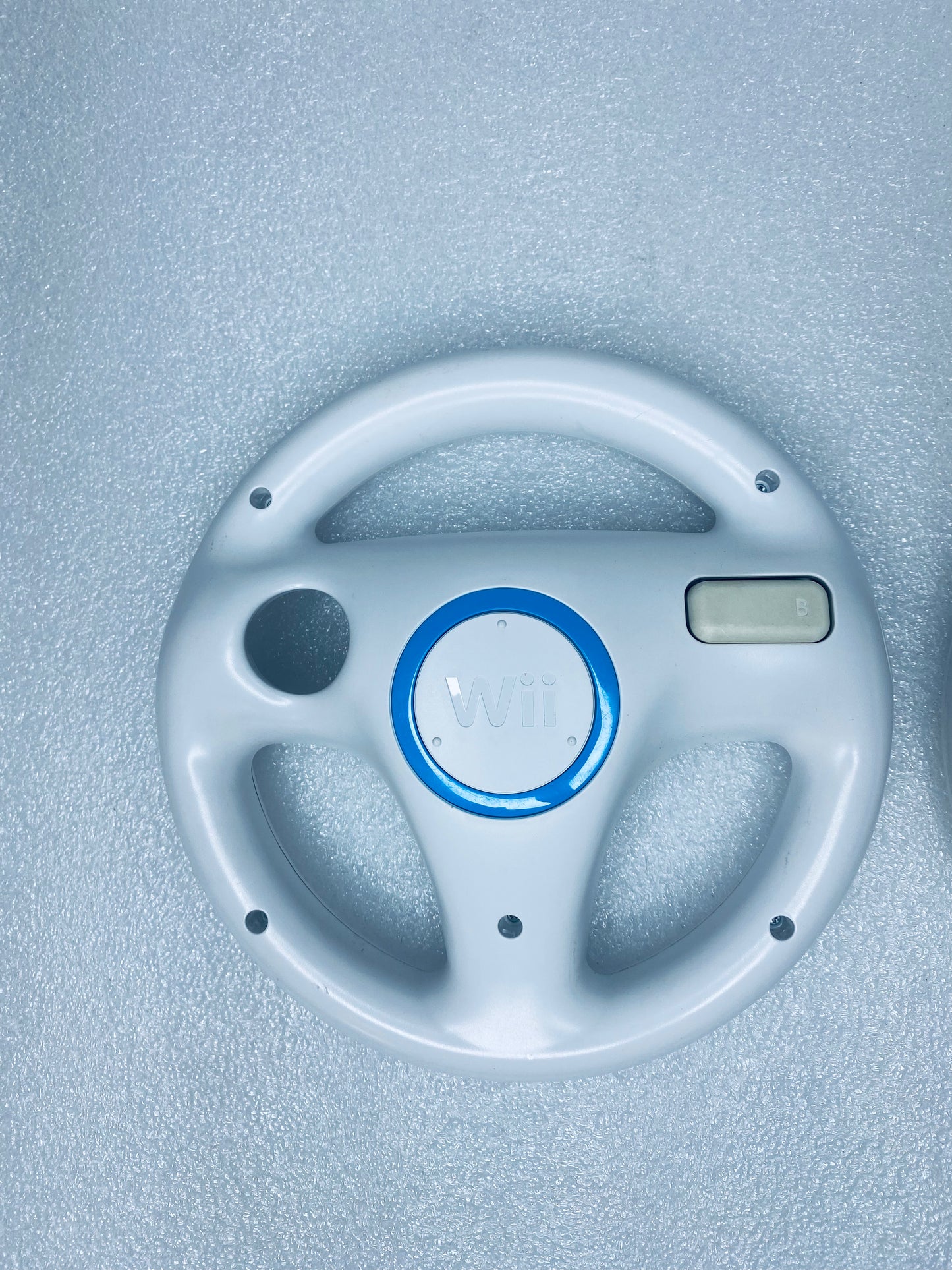 lot Of 2 - Nintendo Wii 7" Racing Wheels For Remote Controllers, White, RVL-024