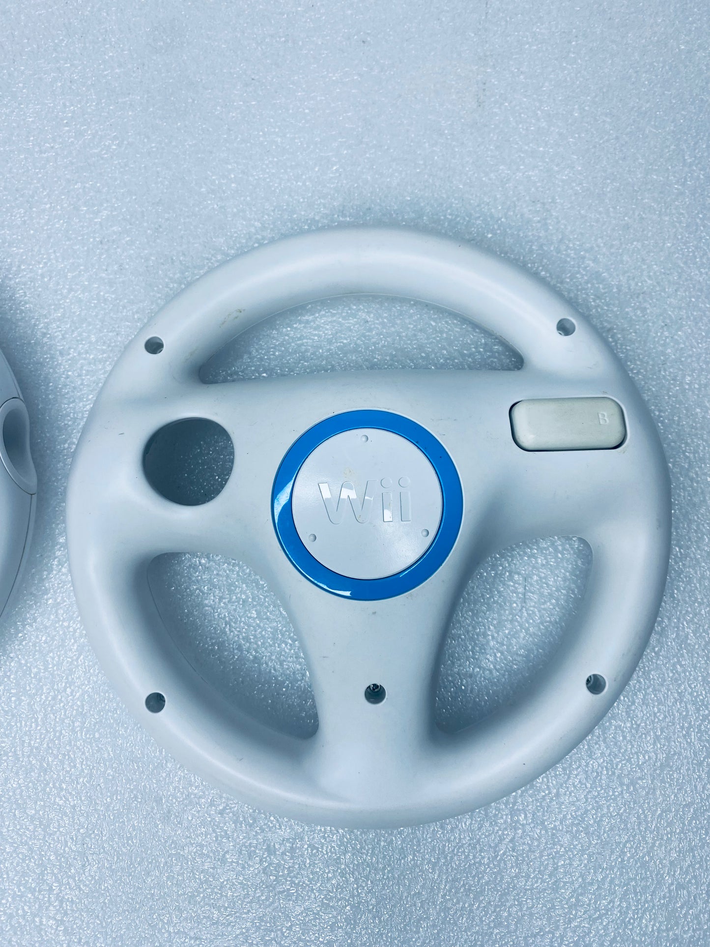 lot Of 2 - Nintendo Wii 7" Racing Wheels For Remote Controllers, White, RVL-024