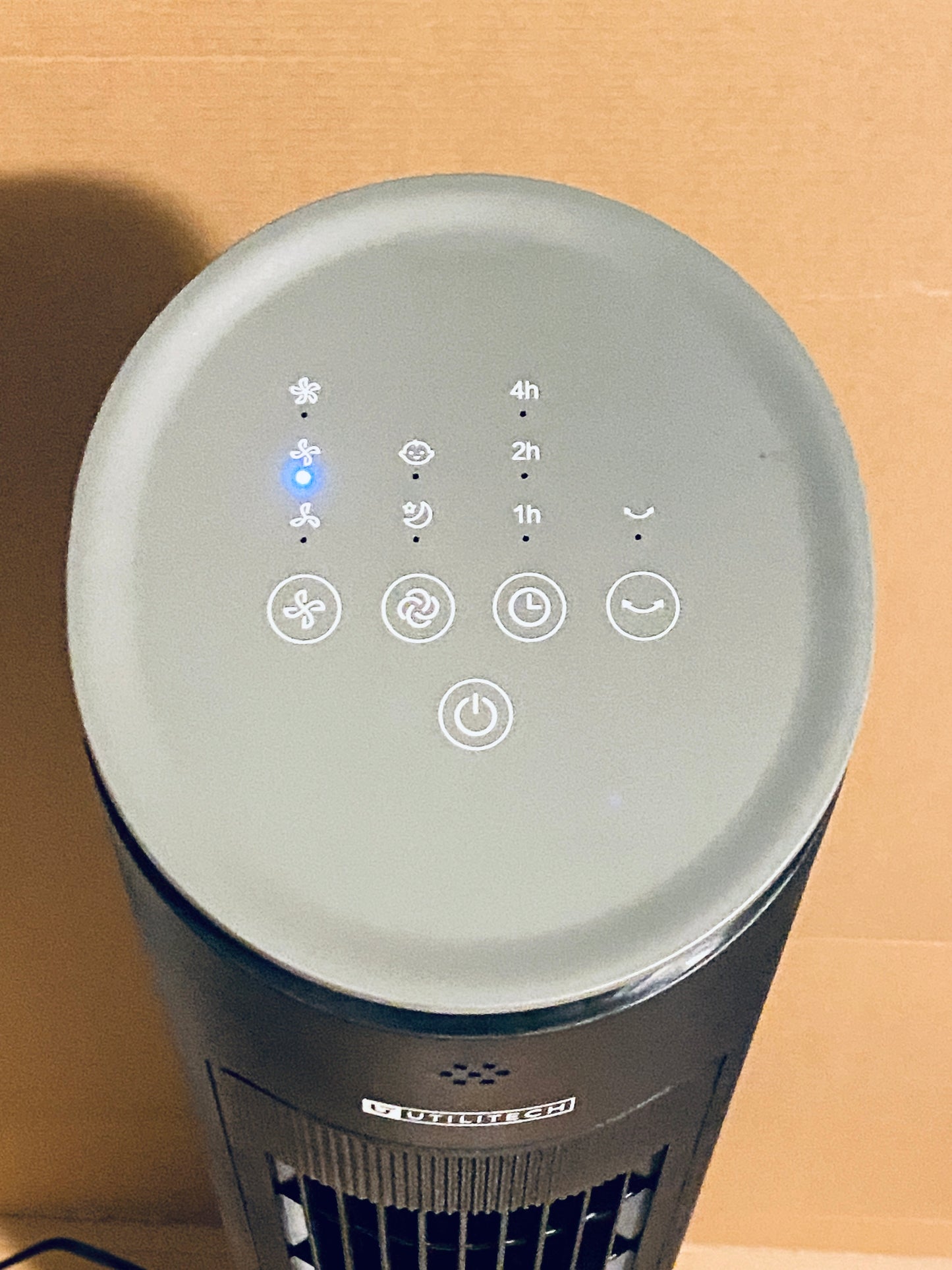 new Other - Utilitech 42” 120V 3-Speed Oscillating Tower Fan With Remote