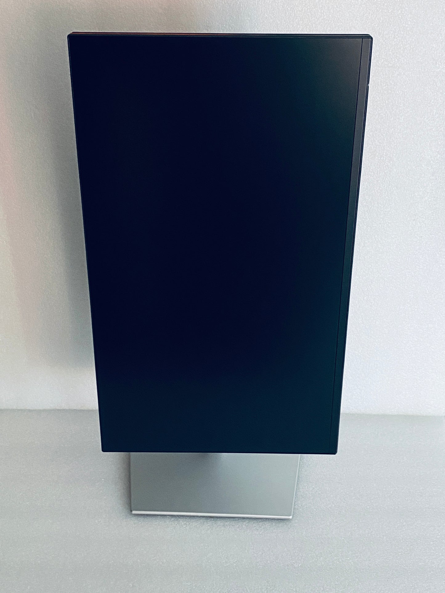 New Open Box-Dell P2225H 22" Full HD 100Hz 16:9 1ms LED Monitor, Black/Silver