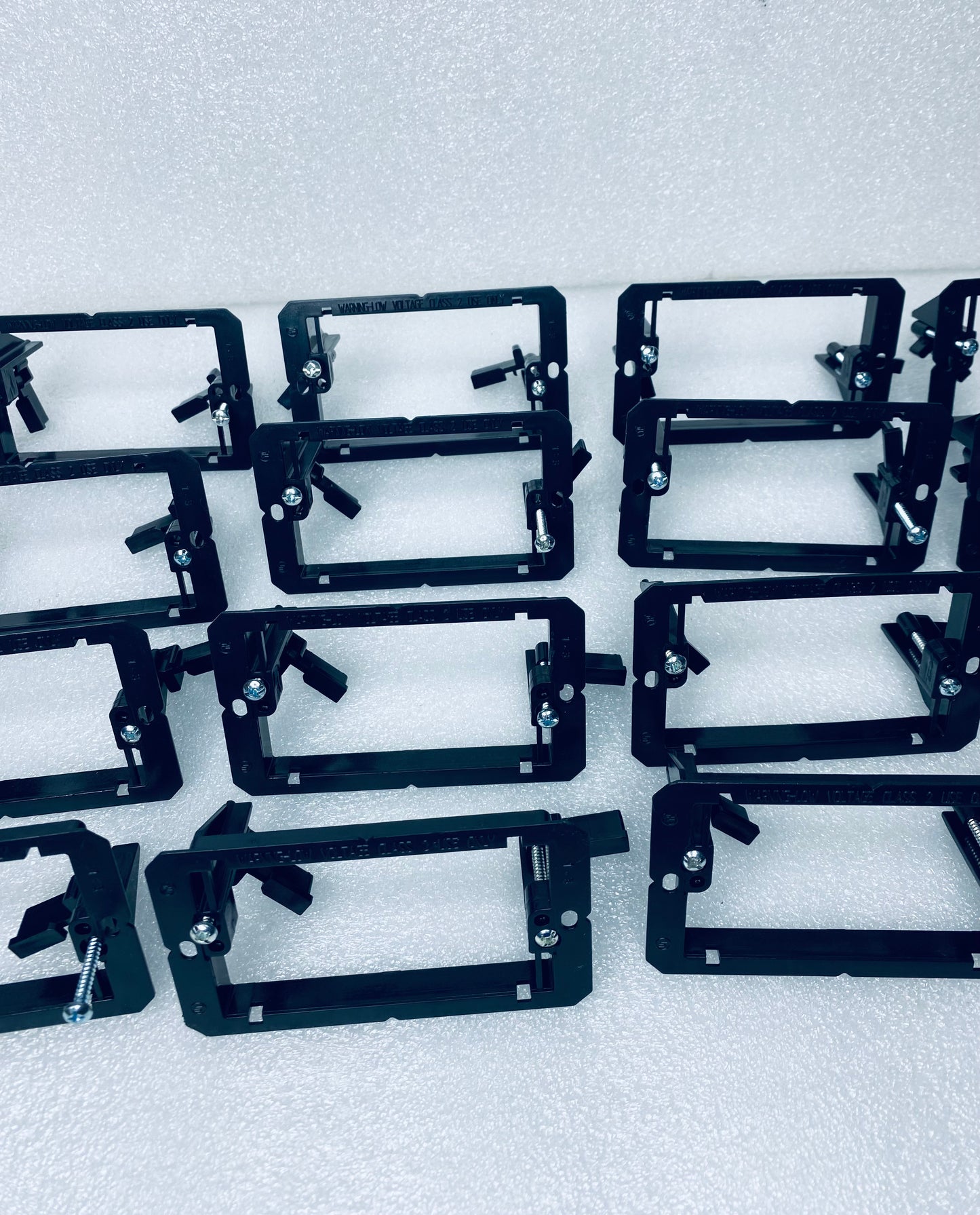 lot of 20 - 1 Gang Low Voltage Mounting Brackets Black for Wall Plate - (READ)
