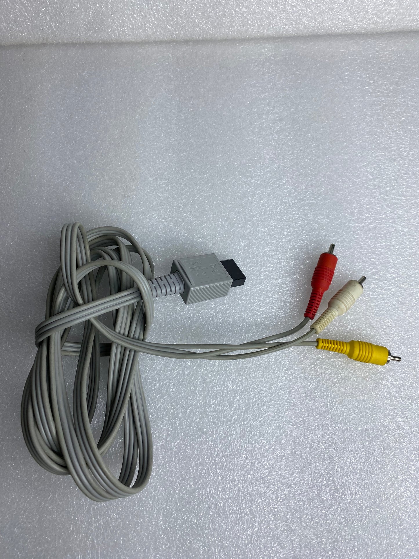 official OEM Nintendo Wii AV Audio Video Cable Cord, Gray, RVL-009 - (READ)