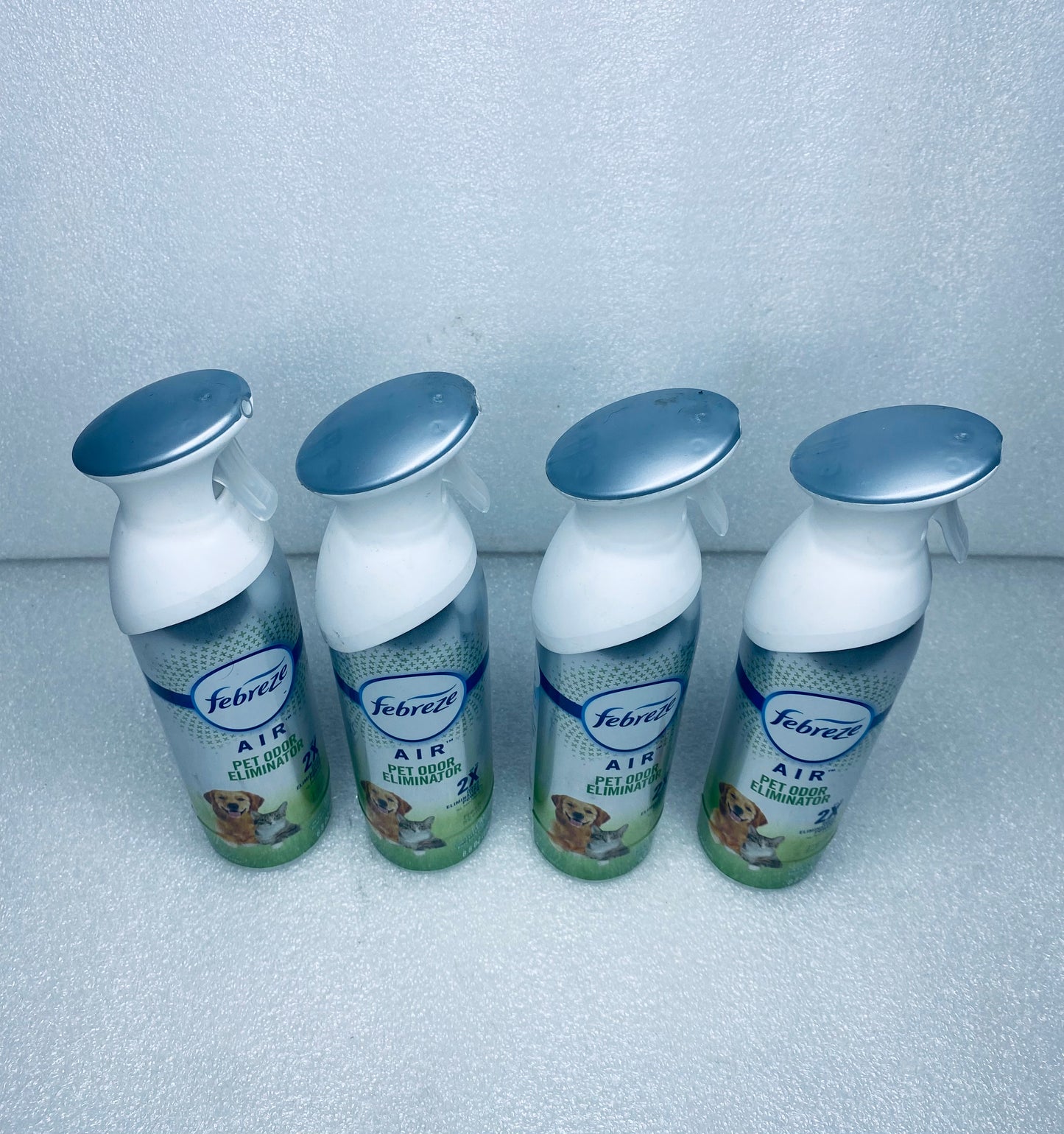 #14 - lot of 4 New - Febreze Air Pet Odor Eliminator 8.8 oz. Fresh Scent - (READ) - (IN CONDITION AS SHOWN)
