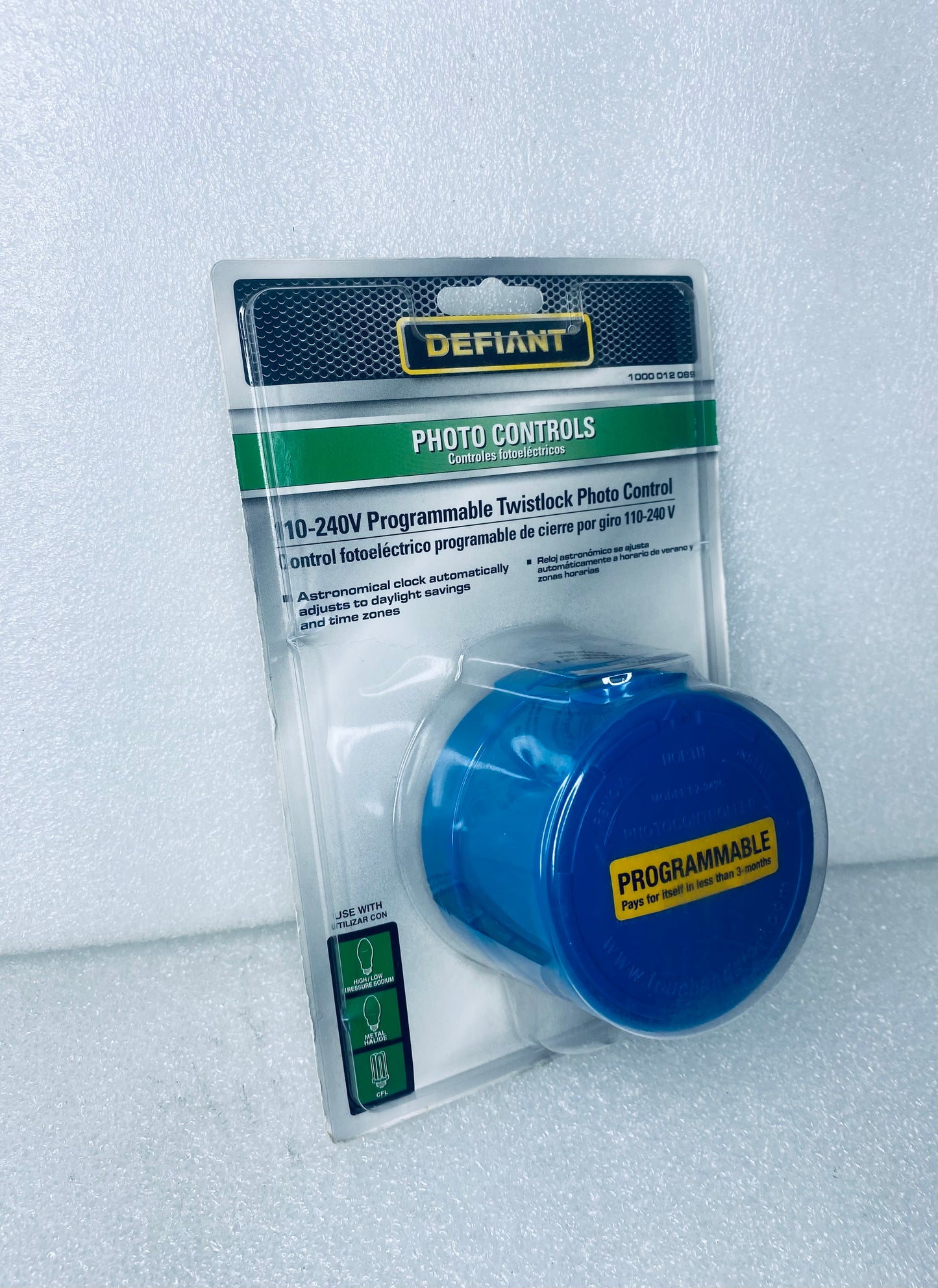 #27 - new -Defiant 11-240V Programmable Twistlock Photo Control, 3" x 2", 012089 - (IN CONDITION AS SHOWN)