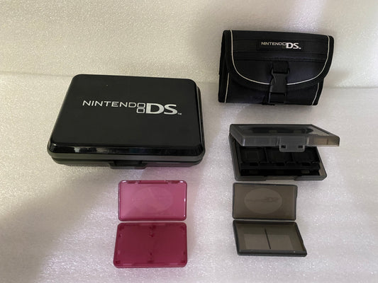 #231 - Lot Of 5 DS, DSi & Switch Gaming Case Lot (IN CONDITION AS SHOWN)