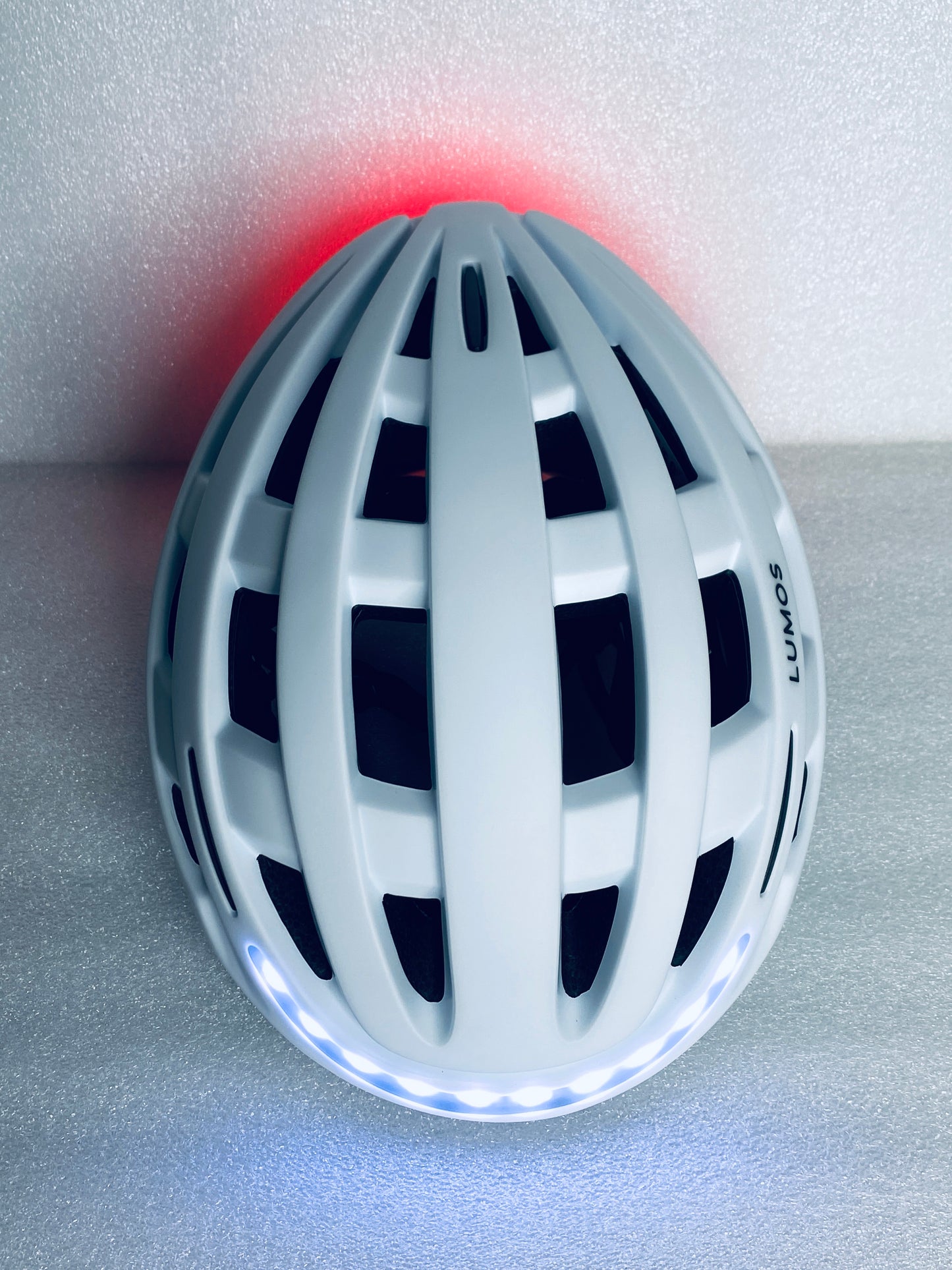new Other-Lumos Kickstart M/L Bluetooth White Smart Bike Helmet With Remote