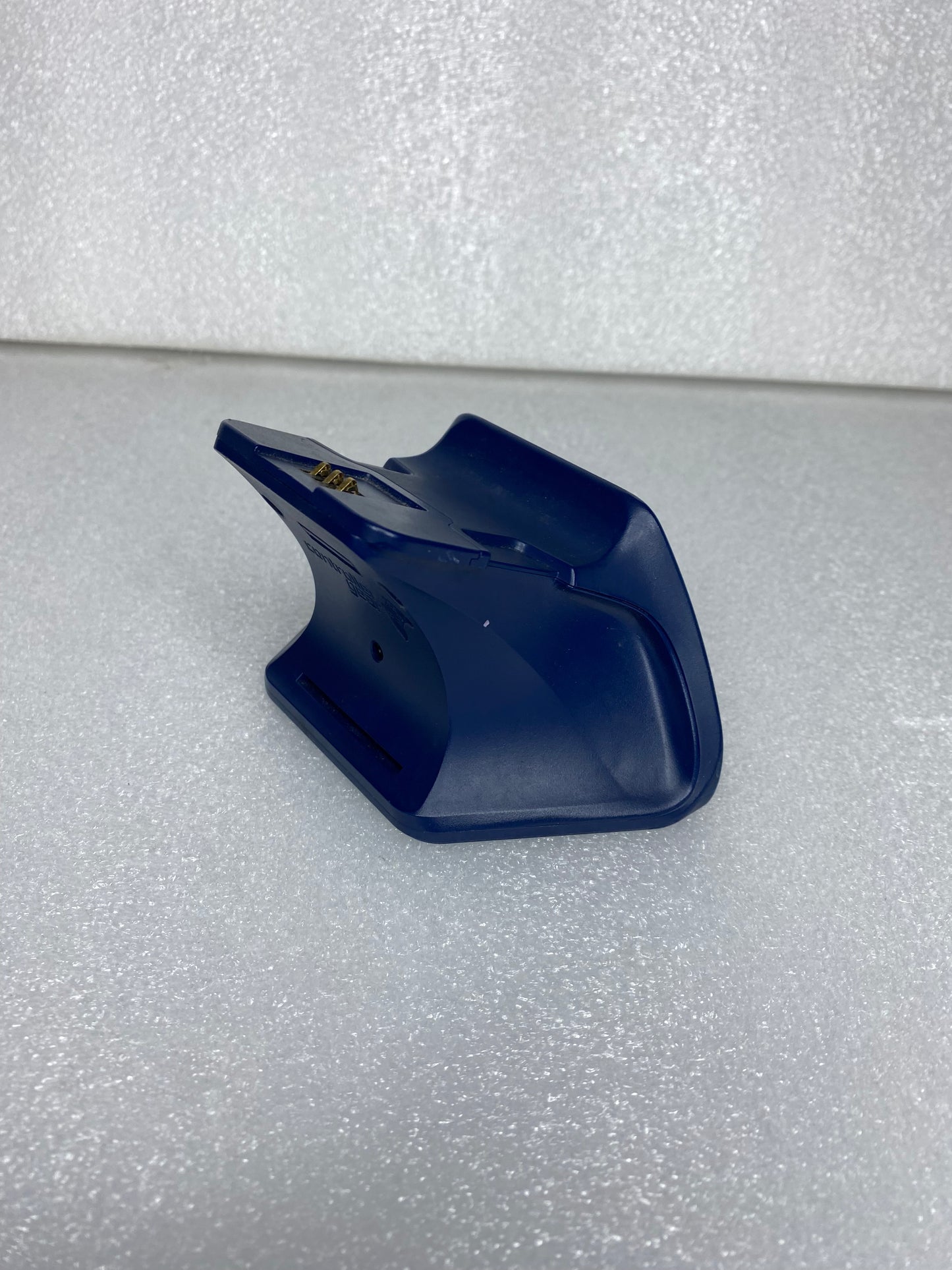 #35 - midnight Force Controller Gear Charging Stand For Xbox One, Blue - (READ) - (IN CONDITION AS SHOWN)