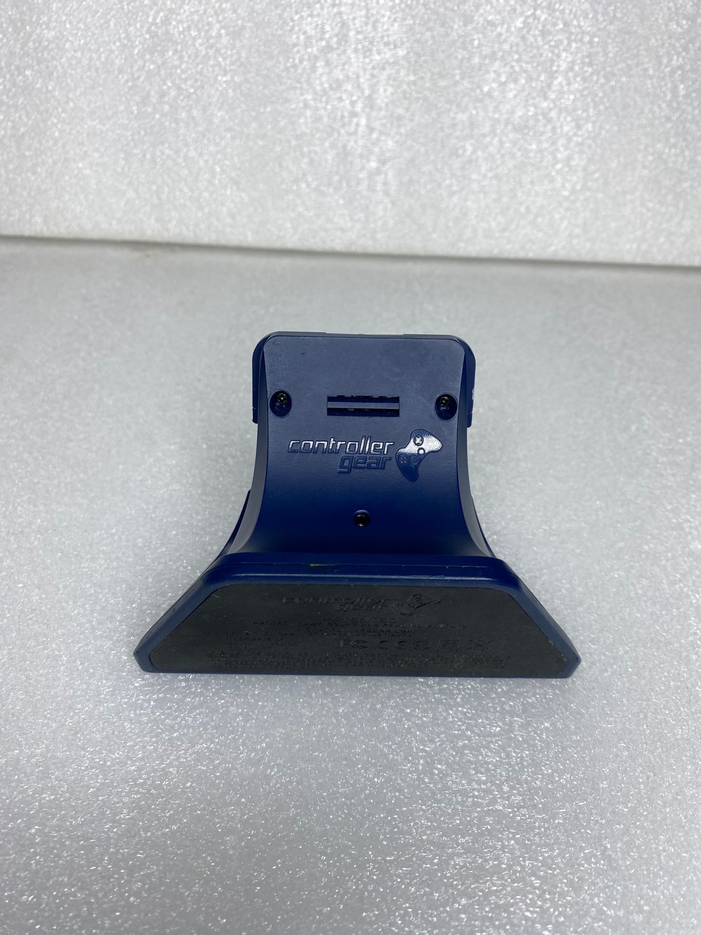 #35 - midnight Force Controller Gear Charging Stand For Xbox One, Blue - (READ) - (IN CONDITION AS SHOWN)