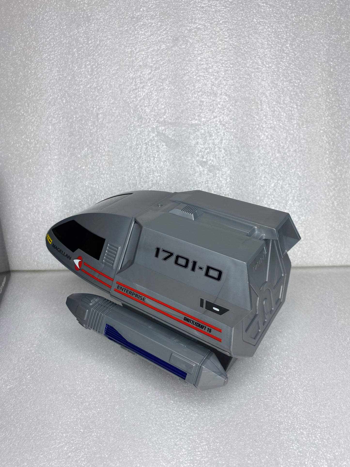 #37 - Star Trek The Next Generation 9" Shuttlecraft CD Holder, 07004 - (READ) - (IN CONDITION AS SHOWN)
