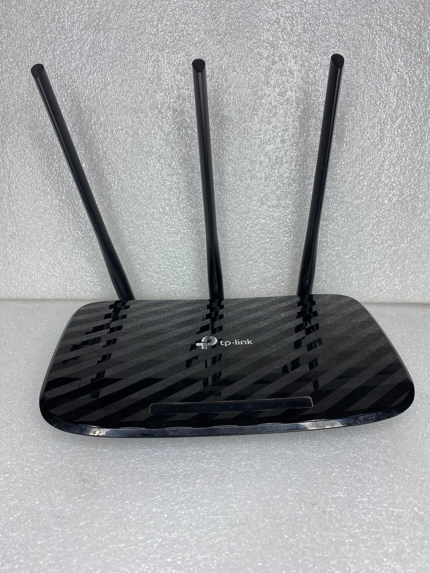 #40 - tp-Link Wireless Dual Band Router, Archer C900, 12" x 8", Black - (READ) - (IN CONDITION AS SHOWN)