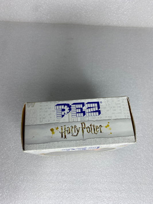 #42 - new -Harry Potter Wizarding World Mini PEZ Toy Ron & Harry, 700854- (READ) - (IN CONDITION AS SHOWN)