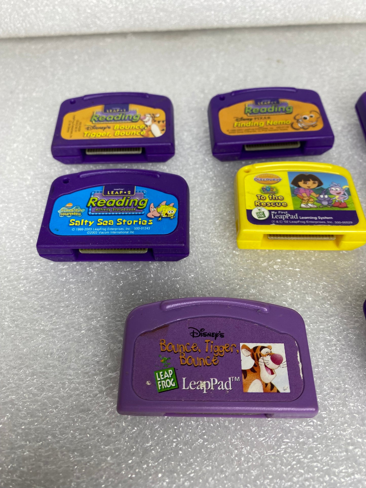 #43 - lot Of 8 - LeapPad Leap Frog Learning Game Cartridges - (READ) - (IN CONDITION AS SHOWN)