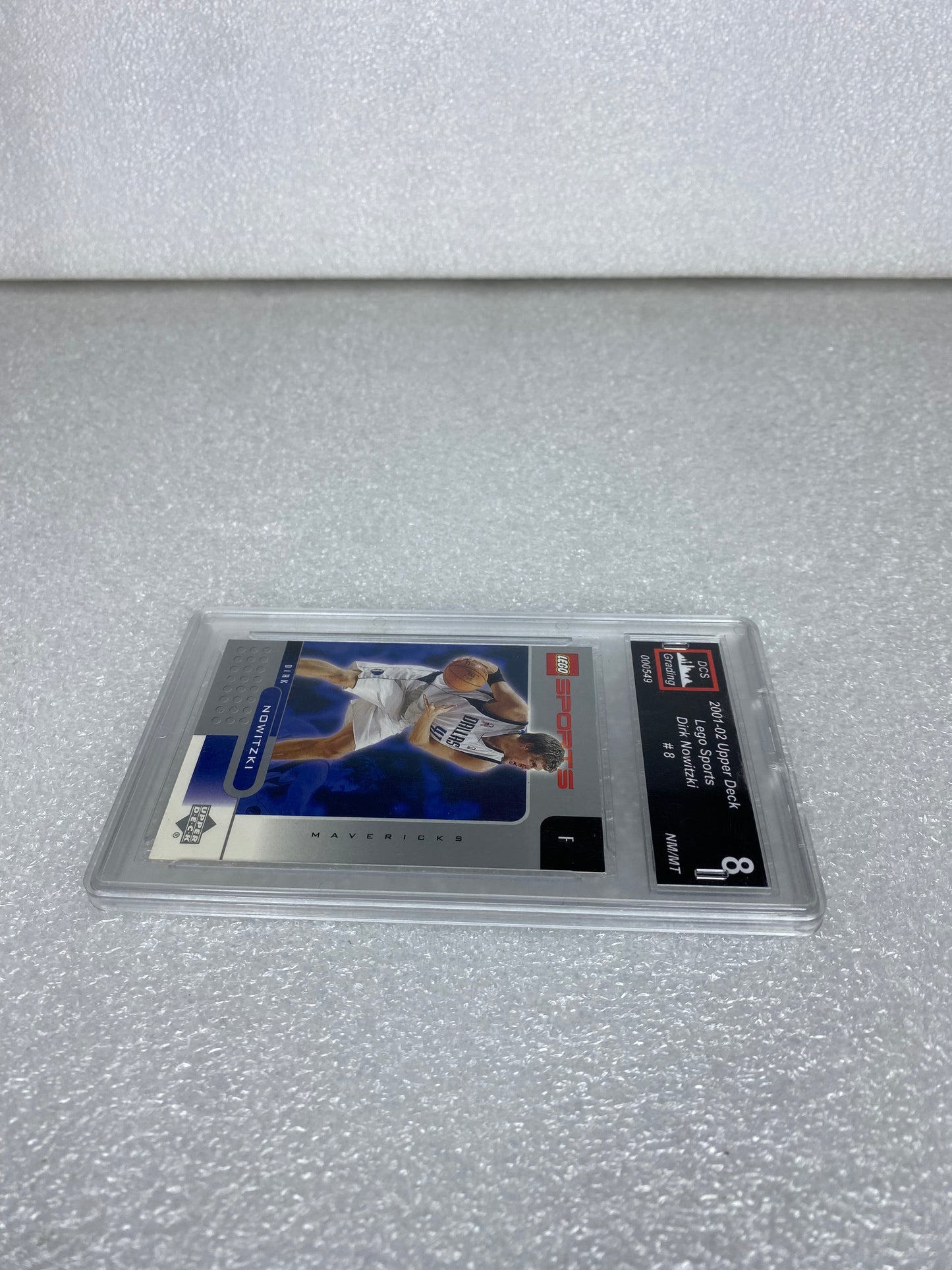 DCS Graded NM/MT - 2001-02 Upper Deck Sports, Dirk Nowitzki #8 Mavericks- (READ)