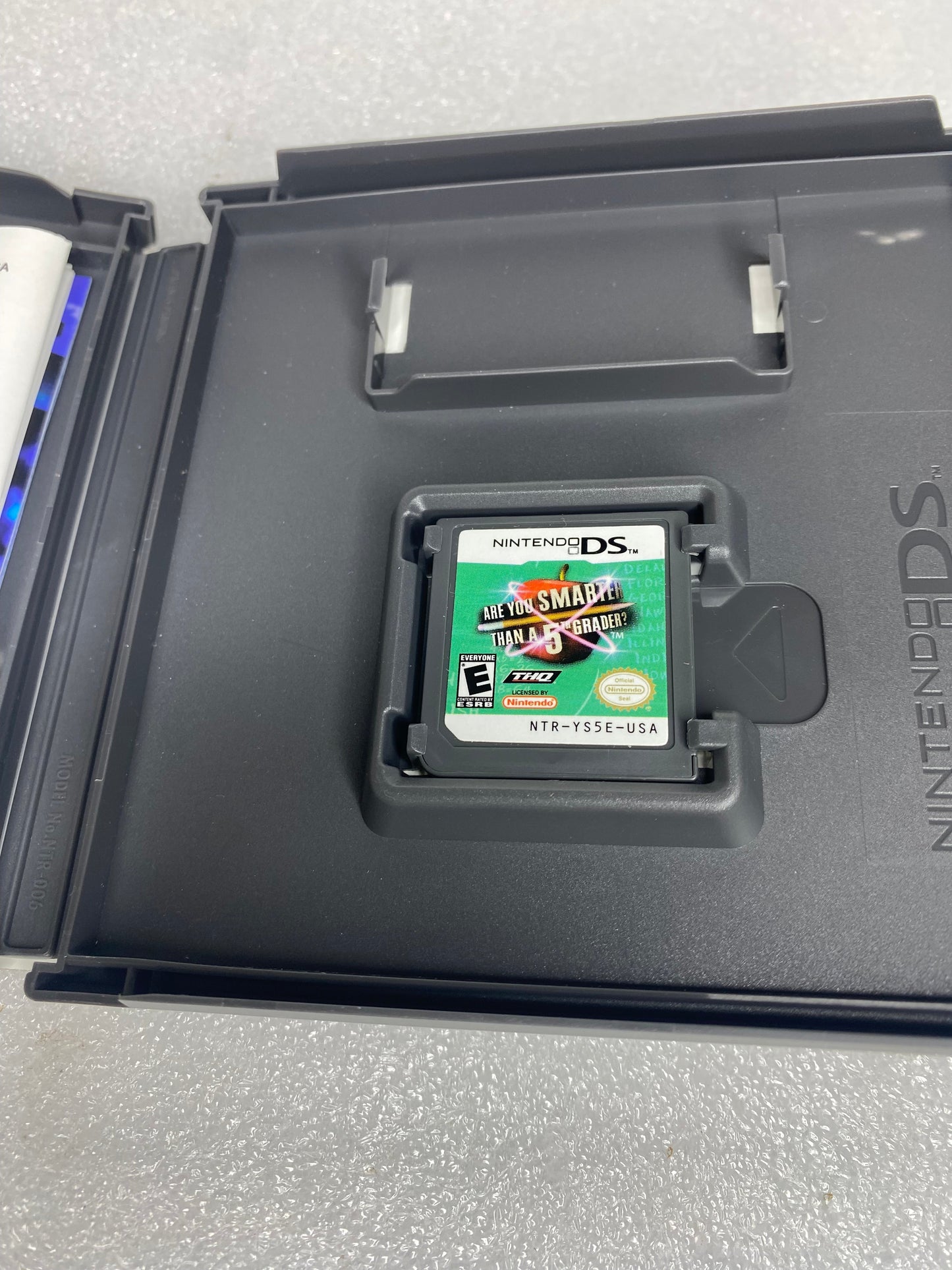 #51 - tHQ Are You Smarter Than A 5th Grader For Nintendo DS, 110988 - (READ) - (IN CONDITION AS SHOWN)