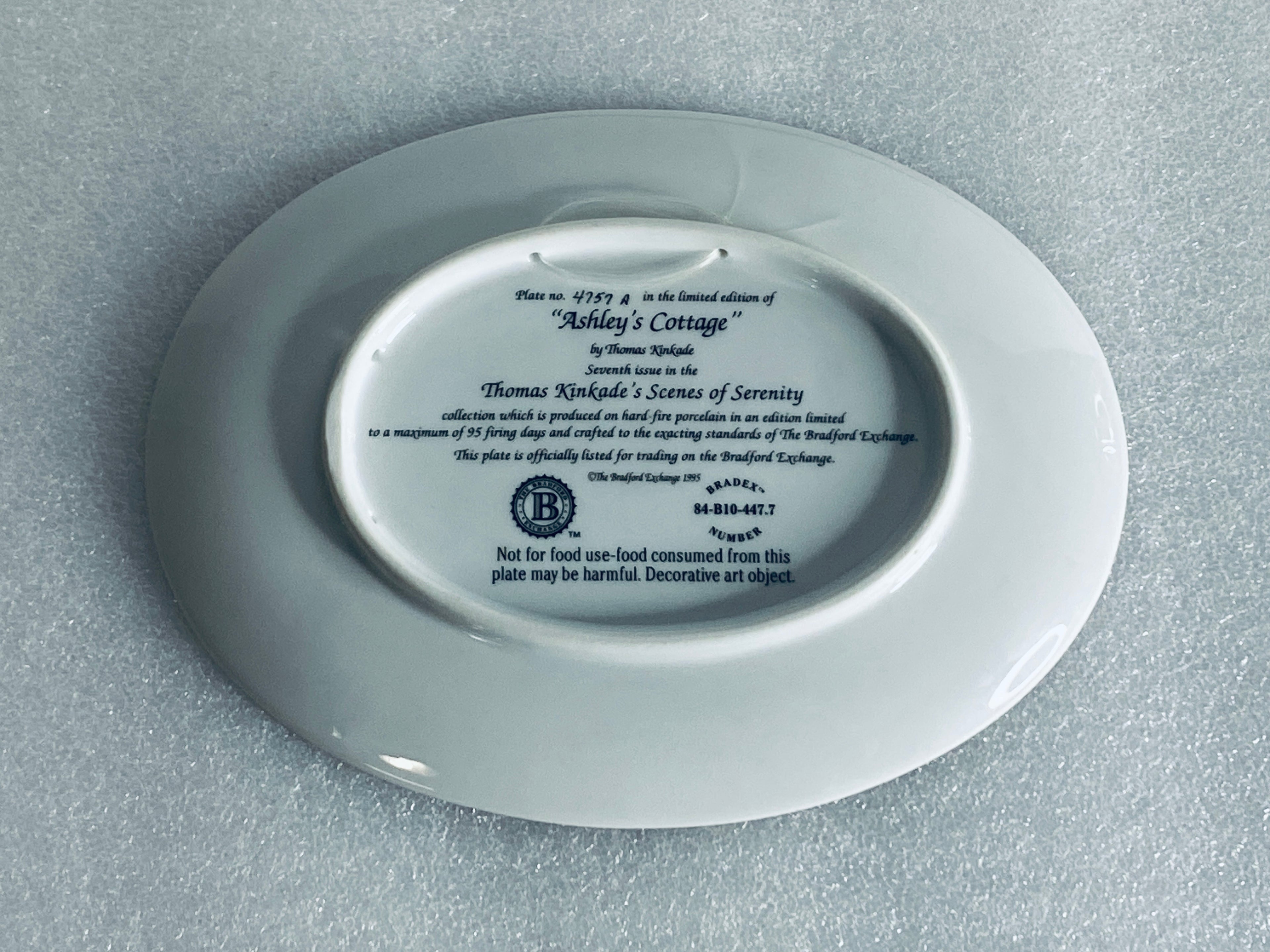 thomas Kinkade's Scenes Of Serenity "Ashley's Cottage" Oval Plate