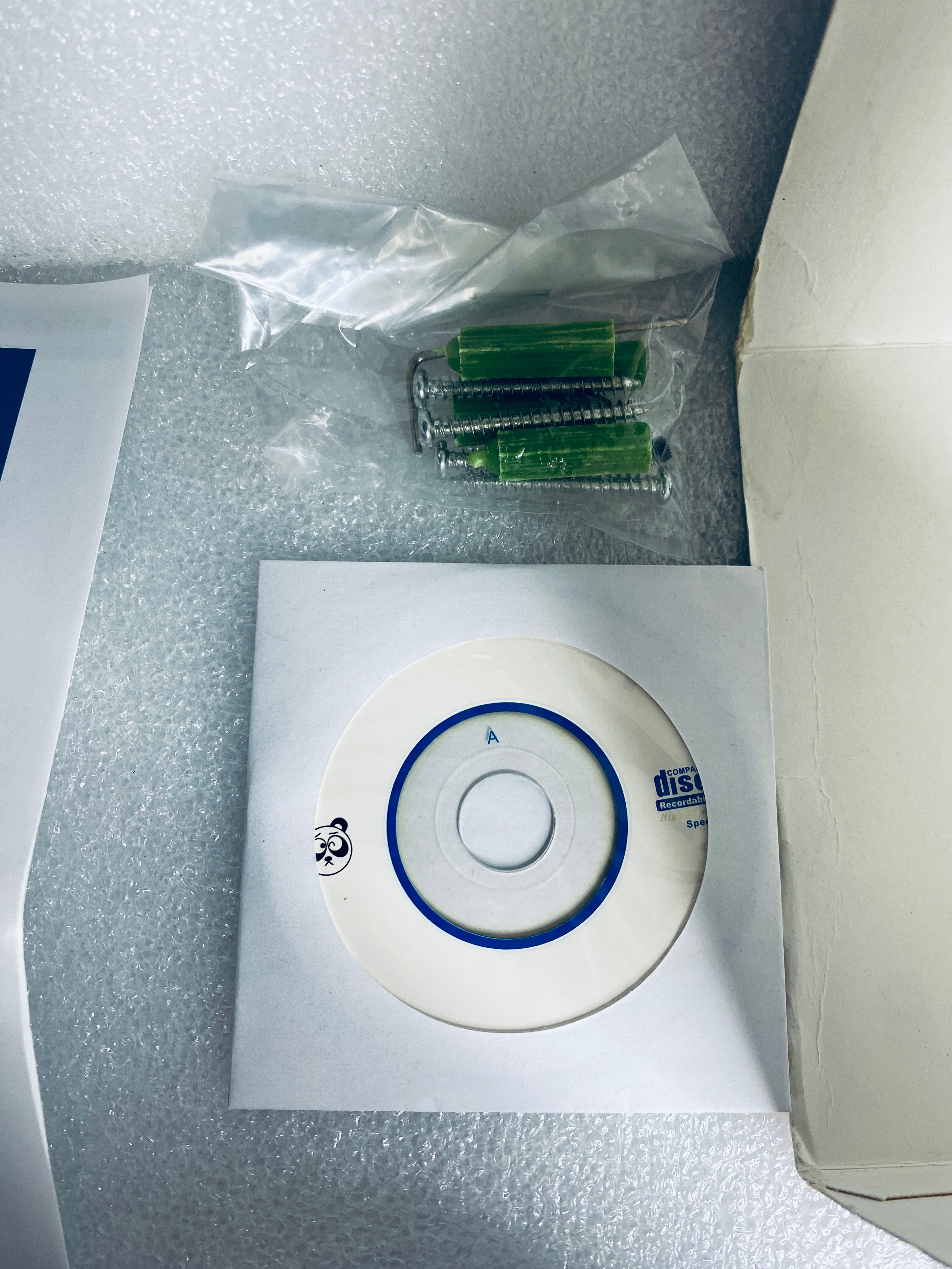 Open Box - GW CCTV White 1.3MP 1280 x 960 IR Color Camera, GW-1389IP