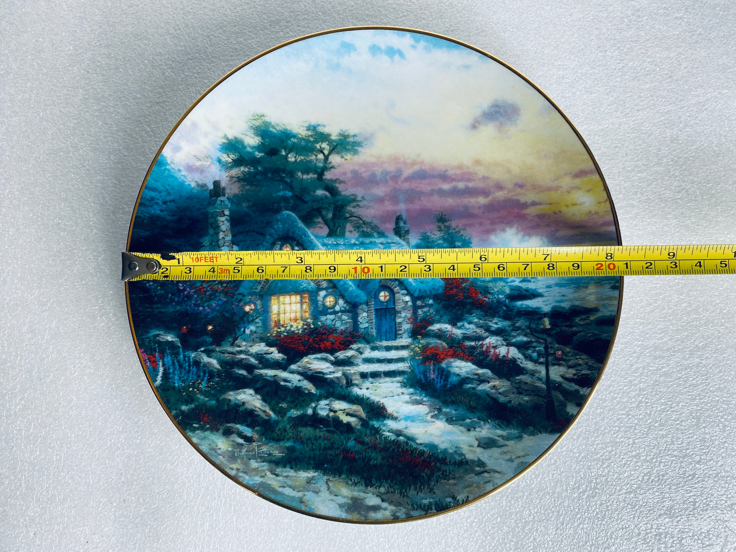 thomas Kinkade's Enchanted Cottages "Seaside Cottage" Round Plate With COA
