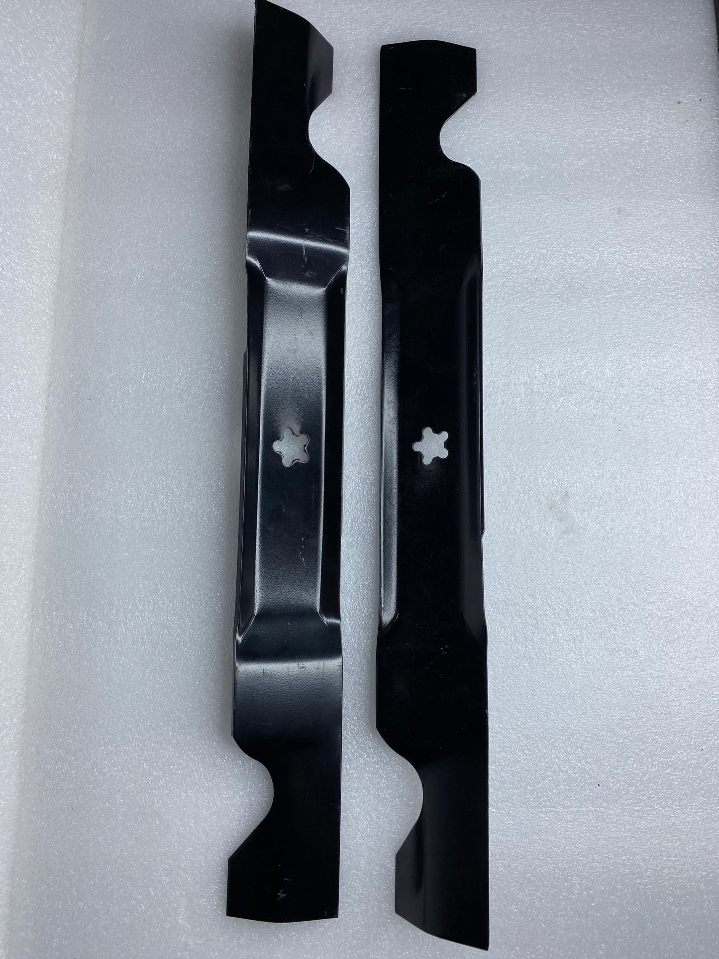 maxPower 561739B 2 Blade Set for 46" Cut Craftsman, Husqvarna, Poulan - (READ)