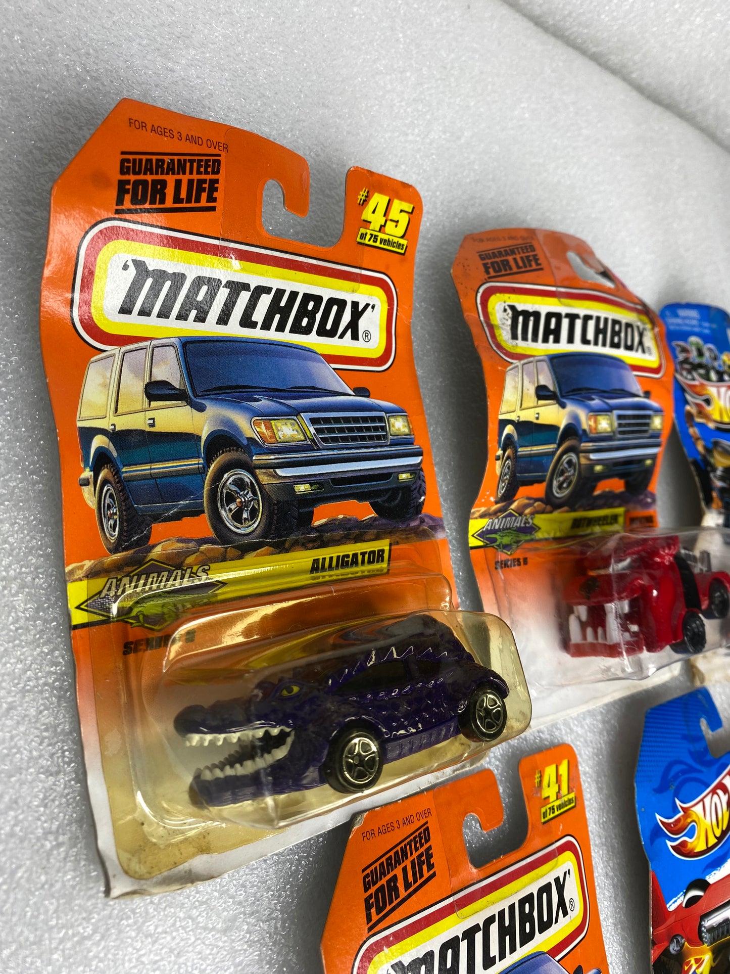#91 - lot Of 5 - (3) Matchbox & (2) HotWheels Racing Toy Cars - (READ) - (IN CONDITION AS SHOWN)