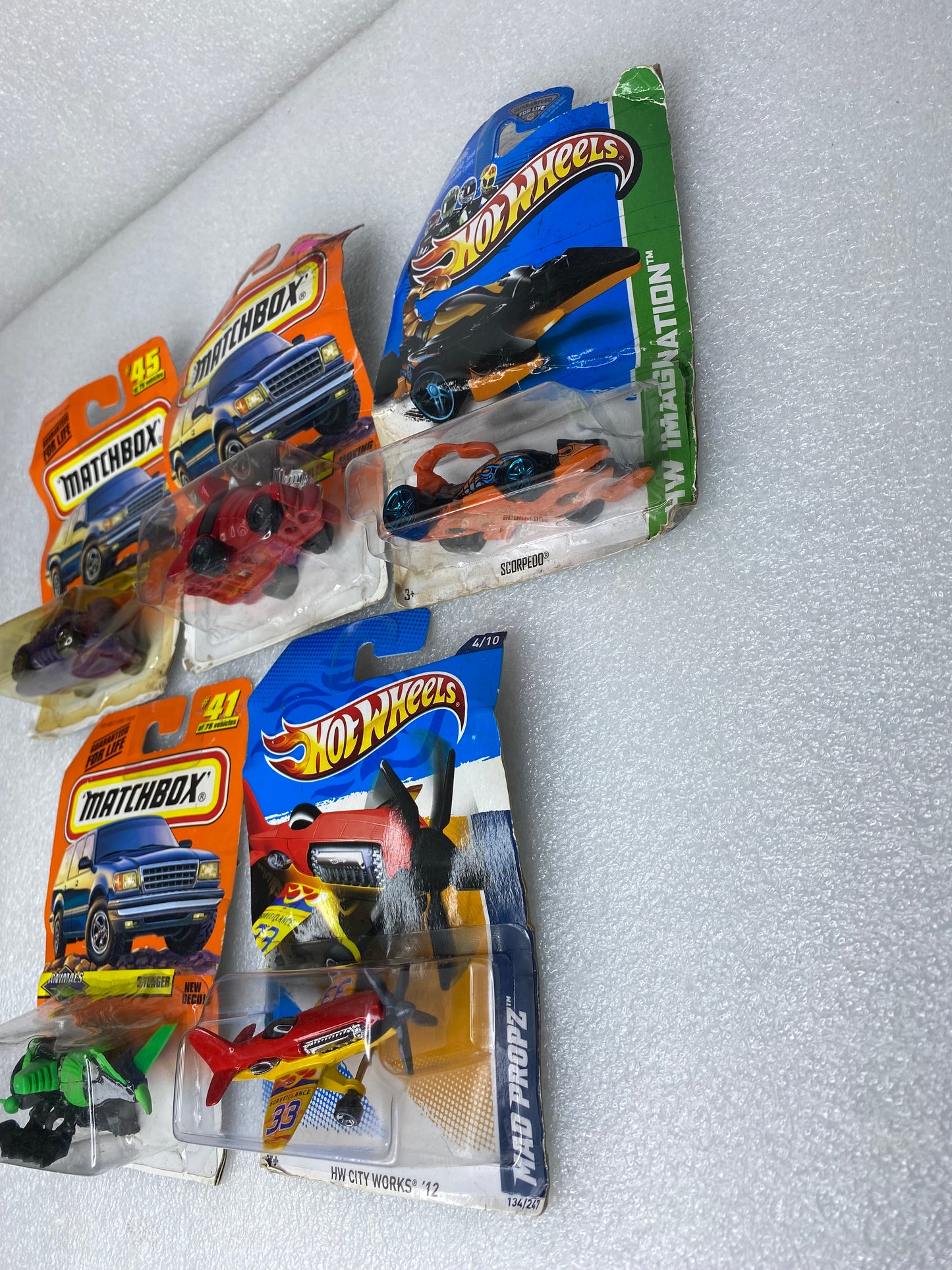 #91 - lot Of 5 - (3) Matchbox & (2) HotWheels Racing Toy Cars - (READ) - (IN CONDITION AS SHOWN)