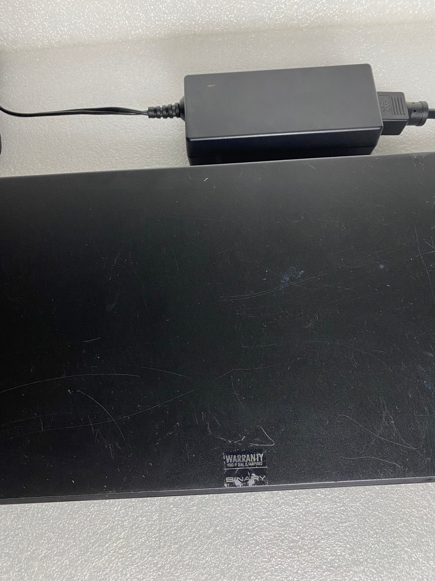 Binary B-120-HDMATRIX-4x4 HDMI Matrix Switcher With Power Cord, Black - (READ)