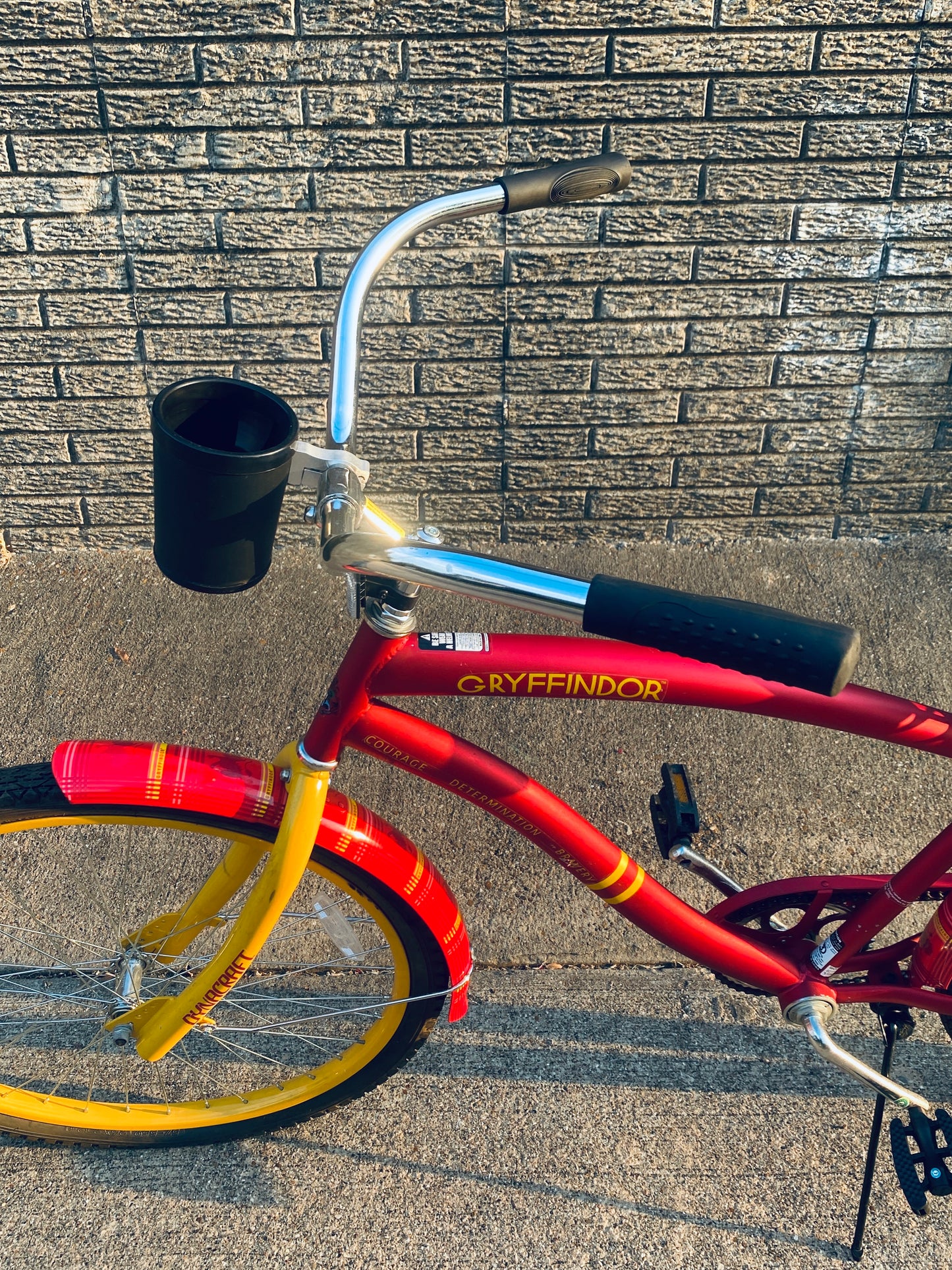 Dynacraft 26in. Harry Potter Cruiser Gryffindor Edition Bike, Red