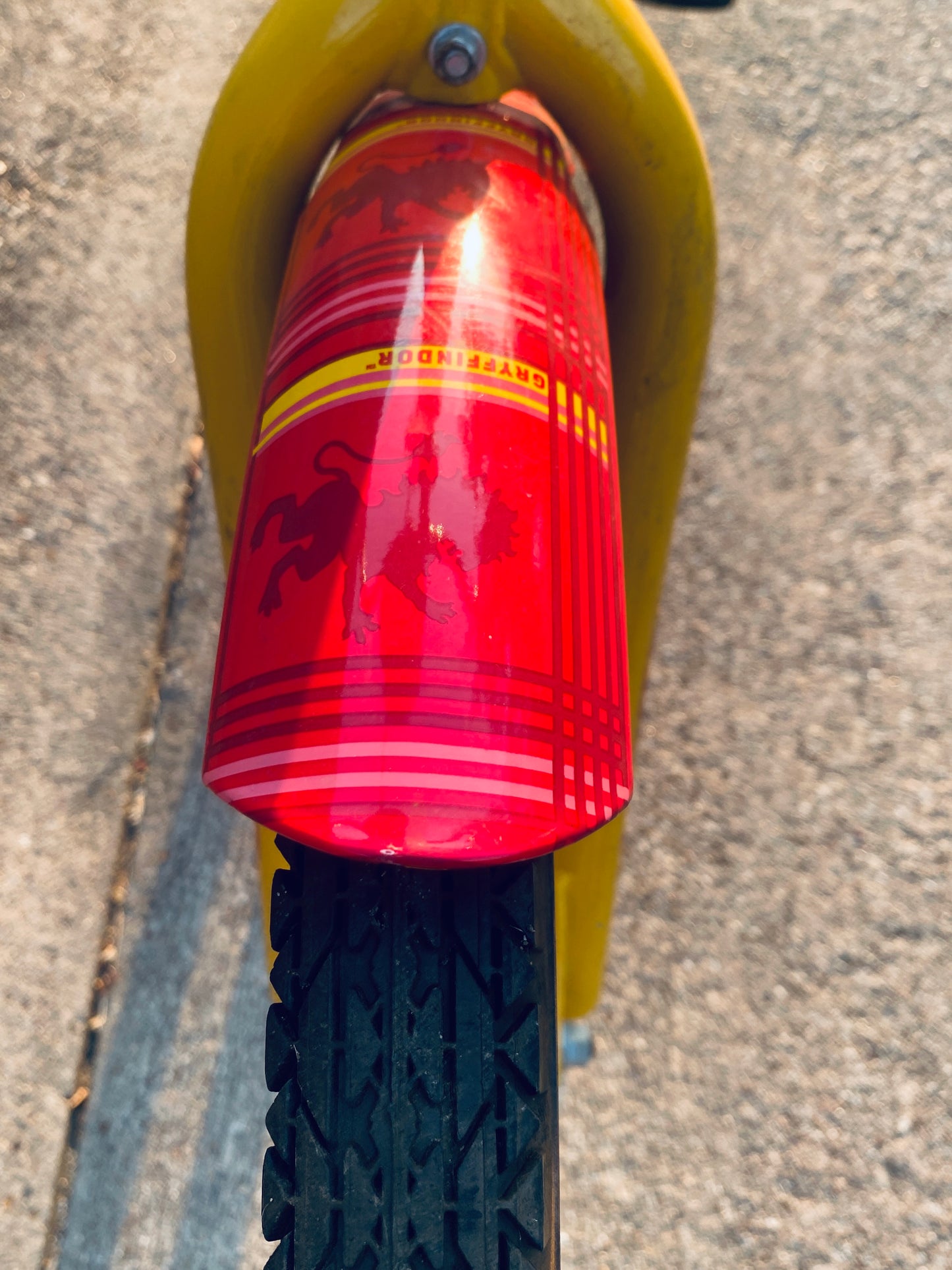 Dynacraft 26in. Harry Potter Cruiser Gryffindor Edition Bike, Red