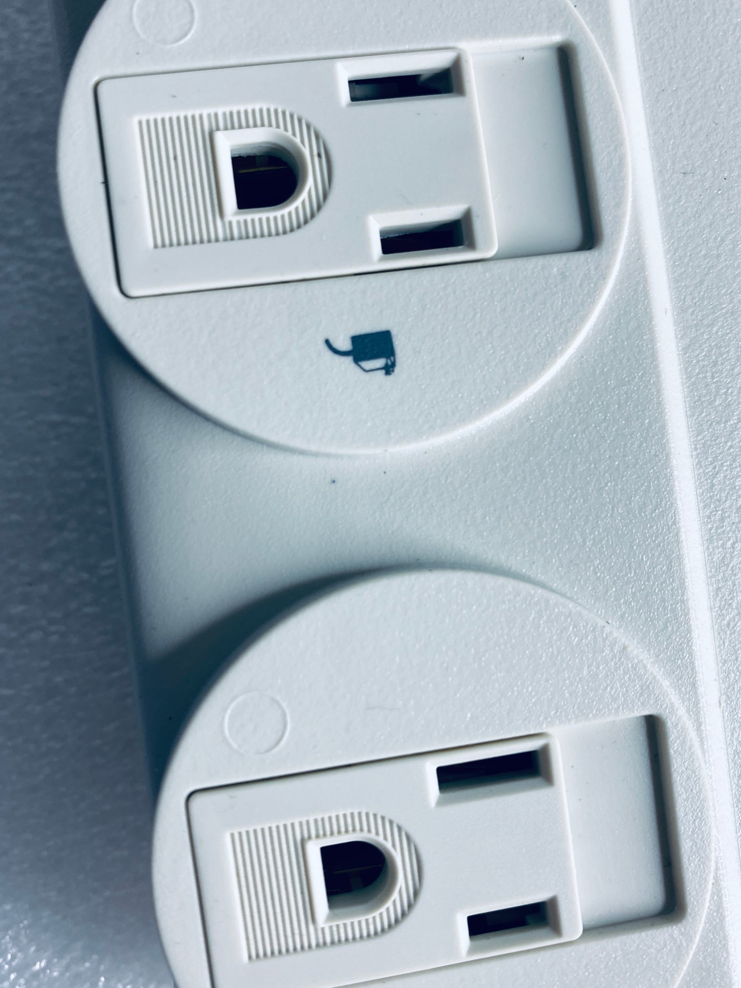 new Other - Tripp Lite Protect It! 8 Outlet Surge Protector With 25ft. Cable