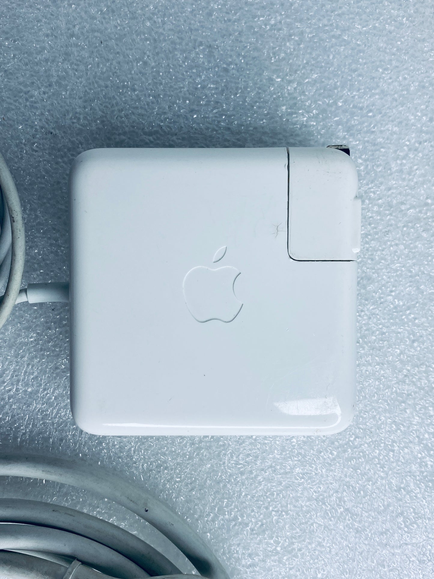apple 60W Magsafe Power Adapter For 13" MacBook Pro, A1344 - (READ)