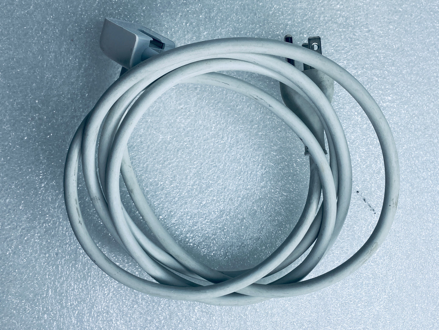 apple 60W Magsafe Power Adapter For 13" MacBook Pro, A1344 - (READ)