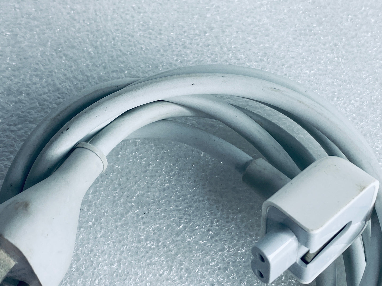 apple 60W Magsafe Power Adapter For 13" MacBook Pro, A1344 - READ