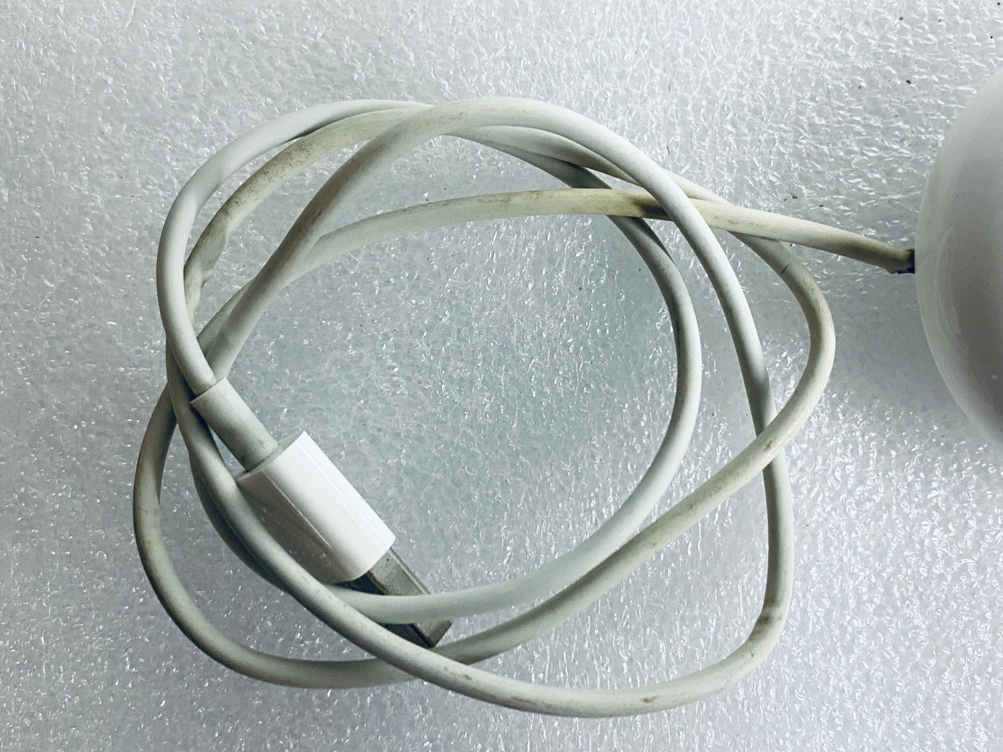 lot Of 2-Apple White USB Wired Mighty/Optical Mouse, A1152-READ